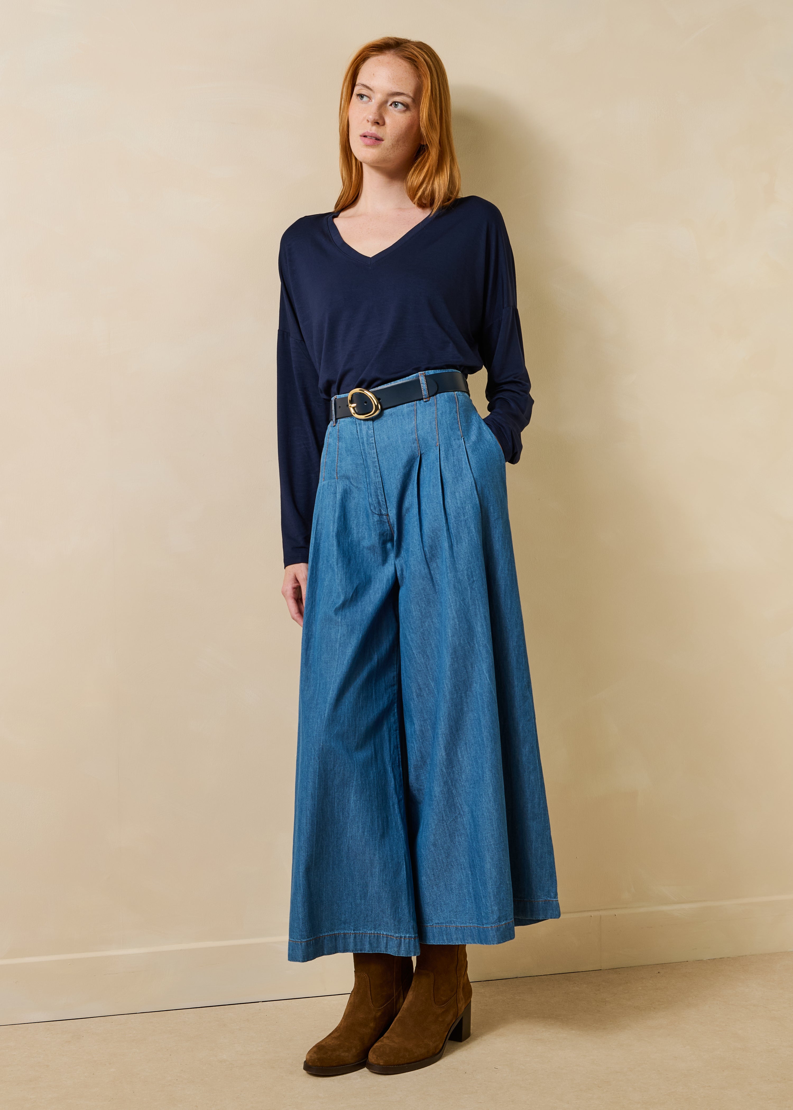 Marineblaues T-Shirt