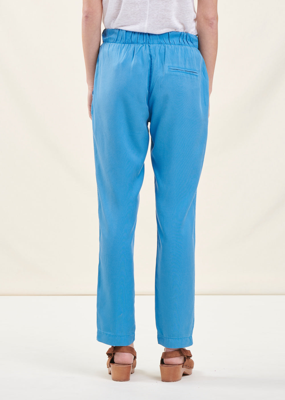 Pantalon fluide bleu en lyocell