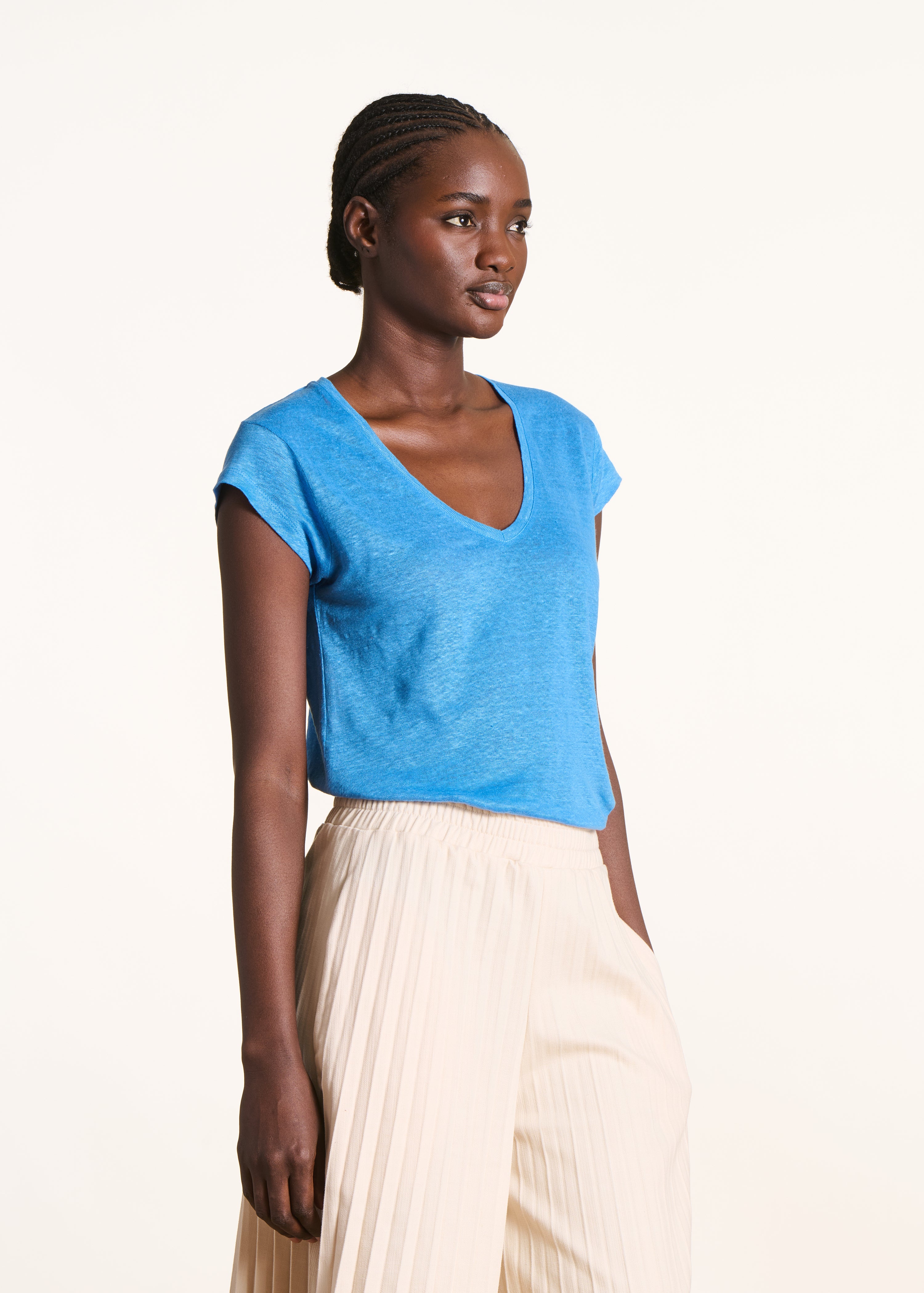 T-shirt bleu en lin manches courtes