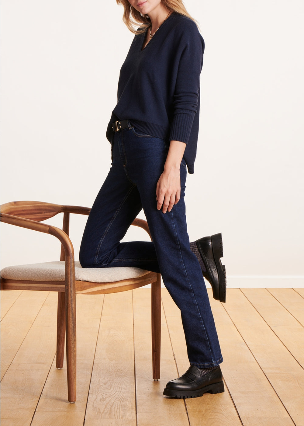 Fine-knit asymmetric sweater