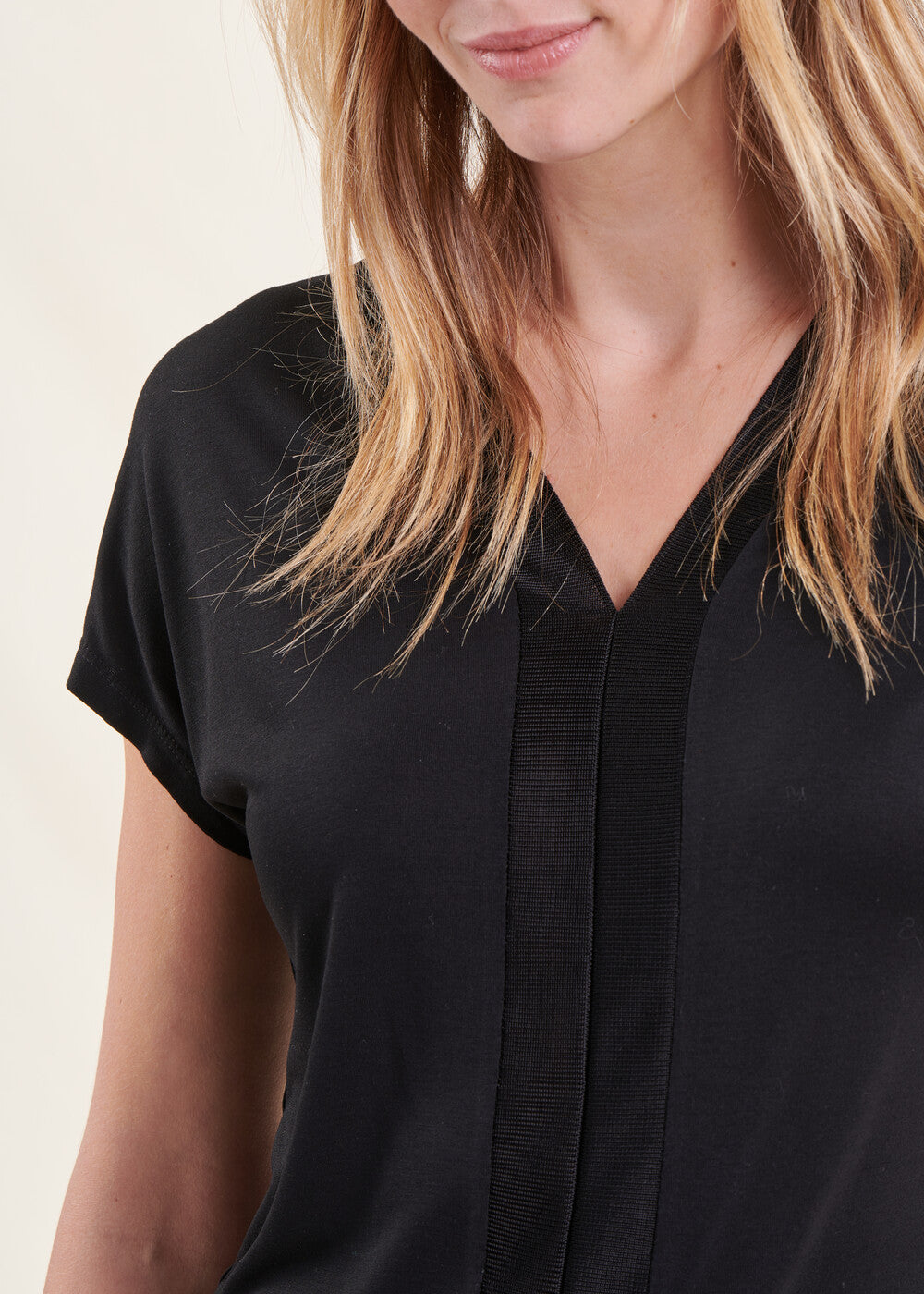 V-neck T-shirt