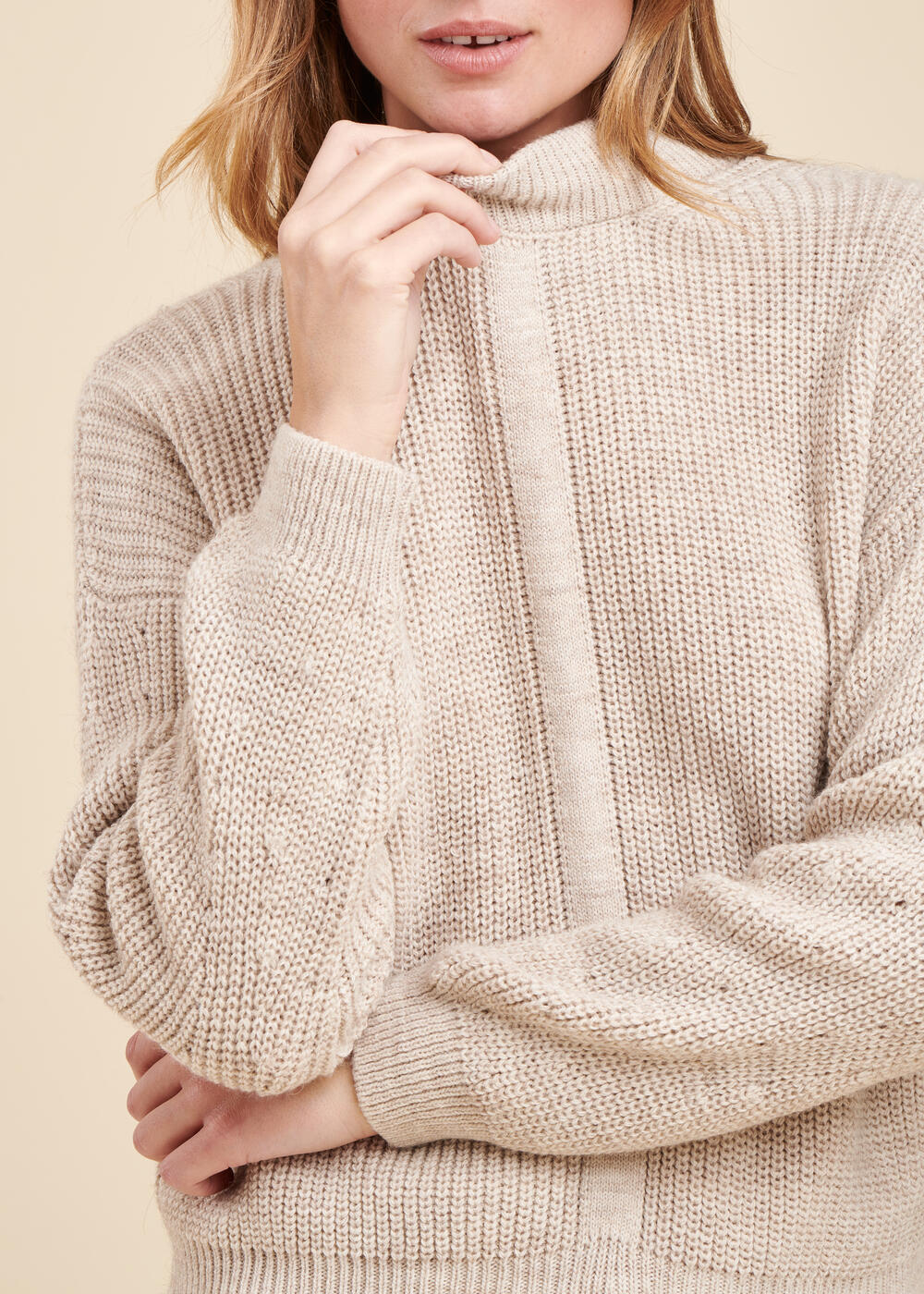 Maglia a coste con perle