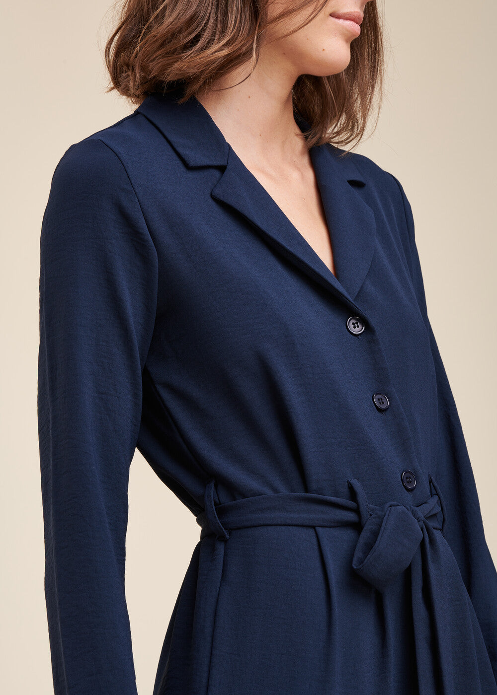 Combinaison pantalon bleu marine col tailleur