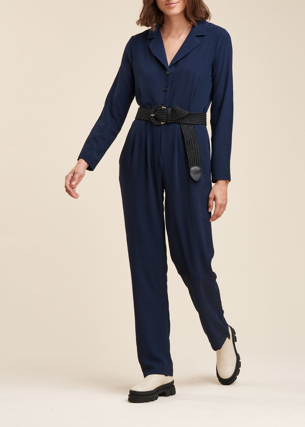 Combinaison pantalon bleu marine col tailleur