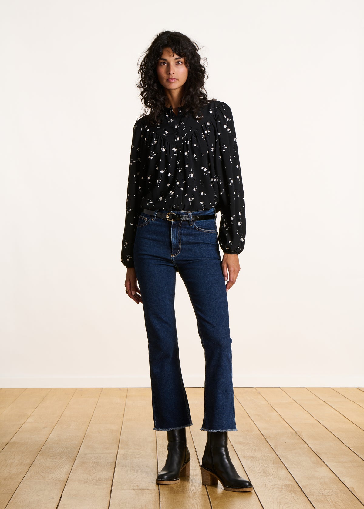 Jean brut cropped en coton biologique