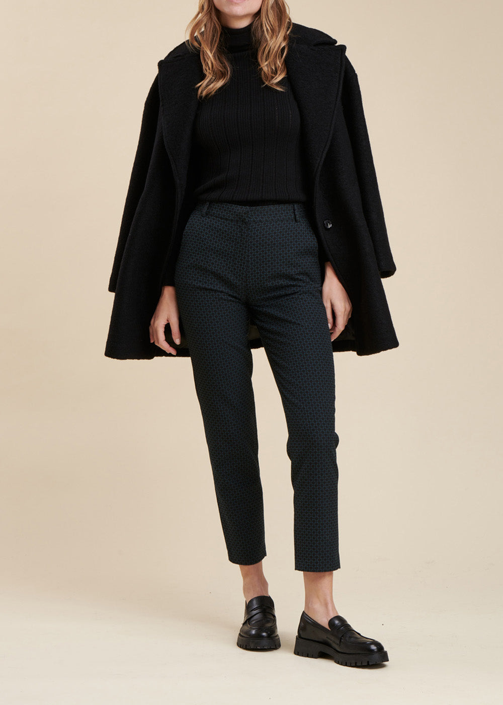 Pantalon cigarette tissu jacquard