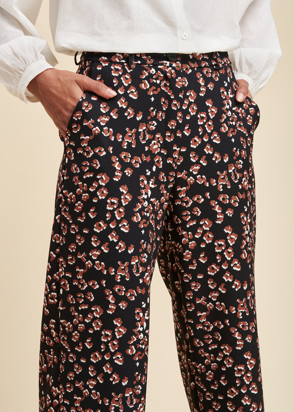 Pantalon ample à imprimé léopard