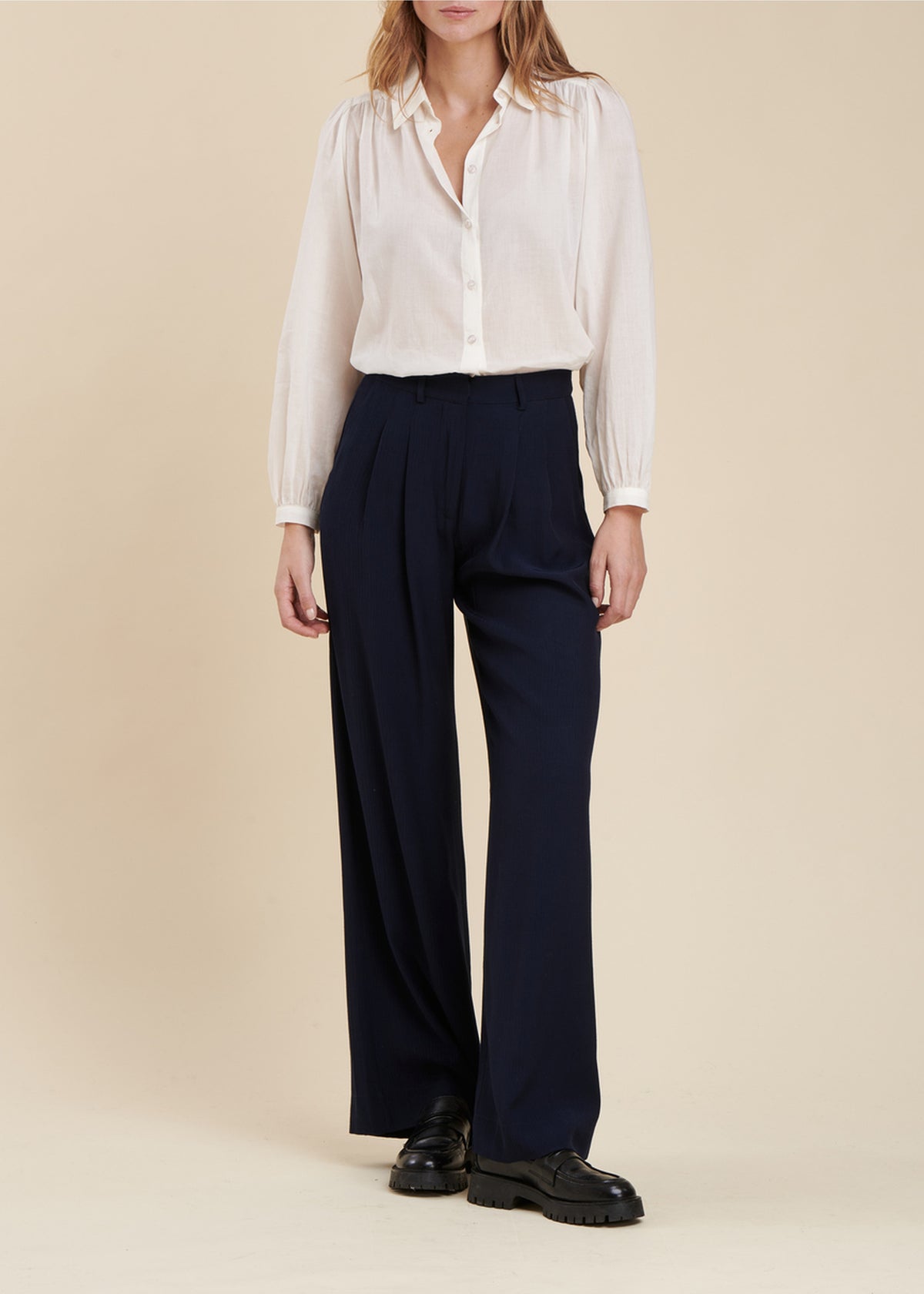 Wide cut pants