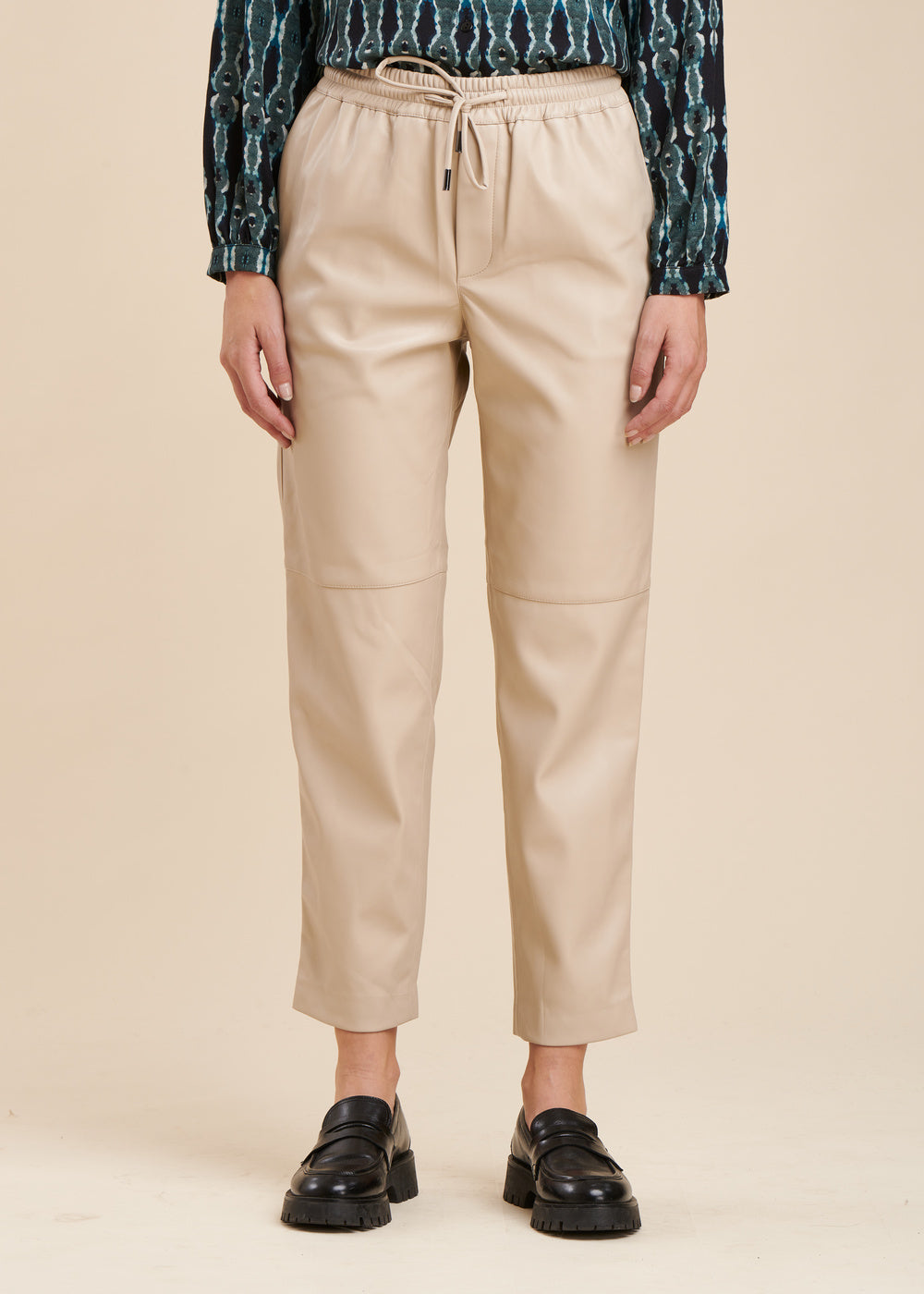 Pantaloni da jogging effetto pelle