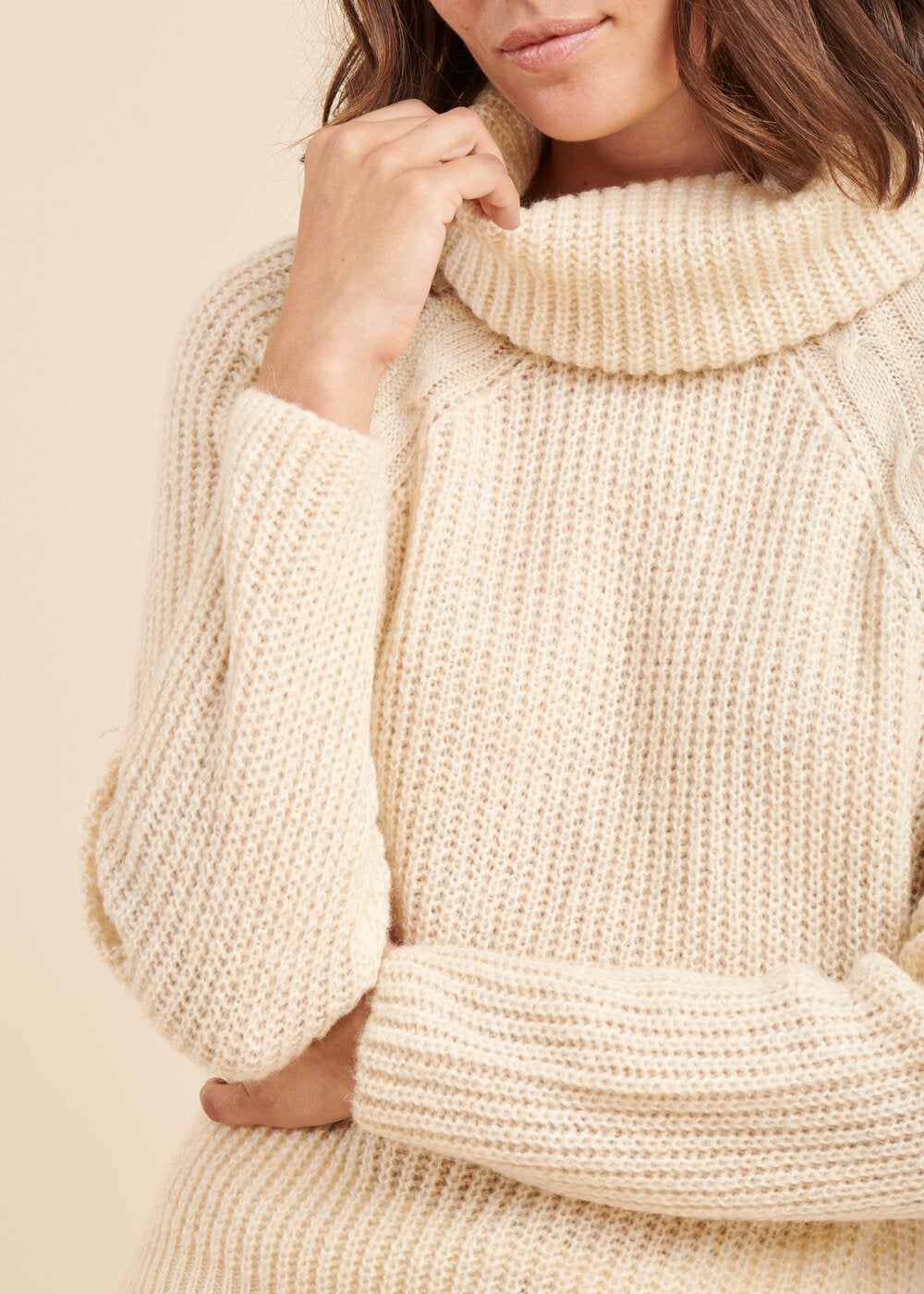 Maglia con scollo a goccia