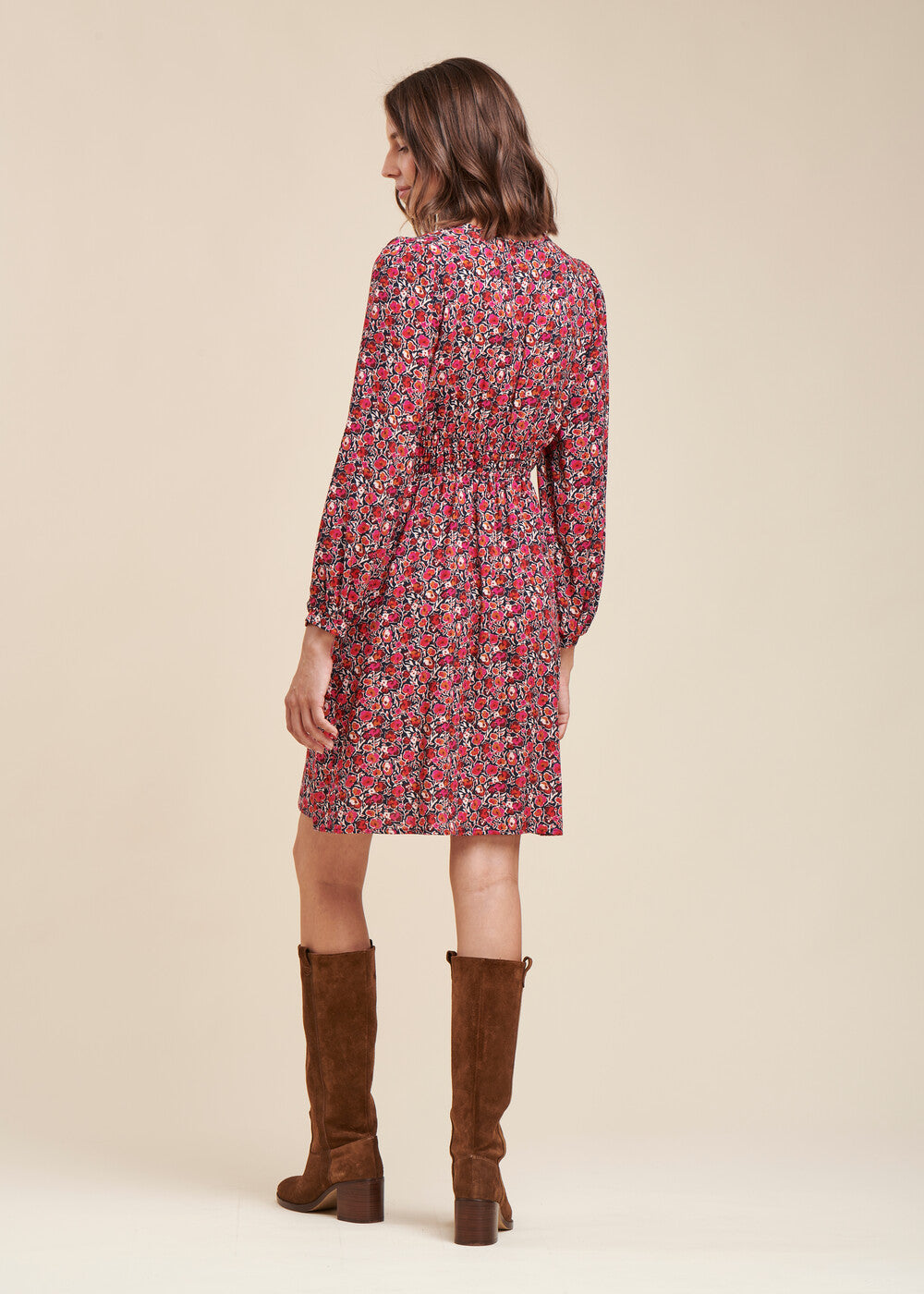 Ecovero short fitted viscose dress with floral print