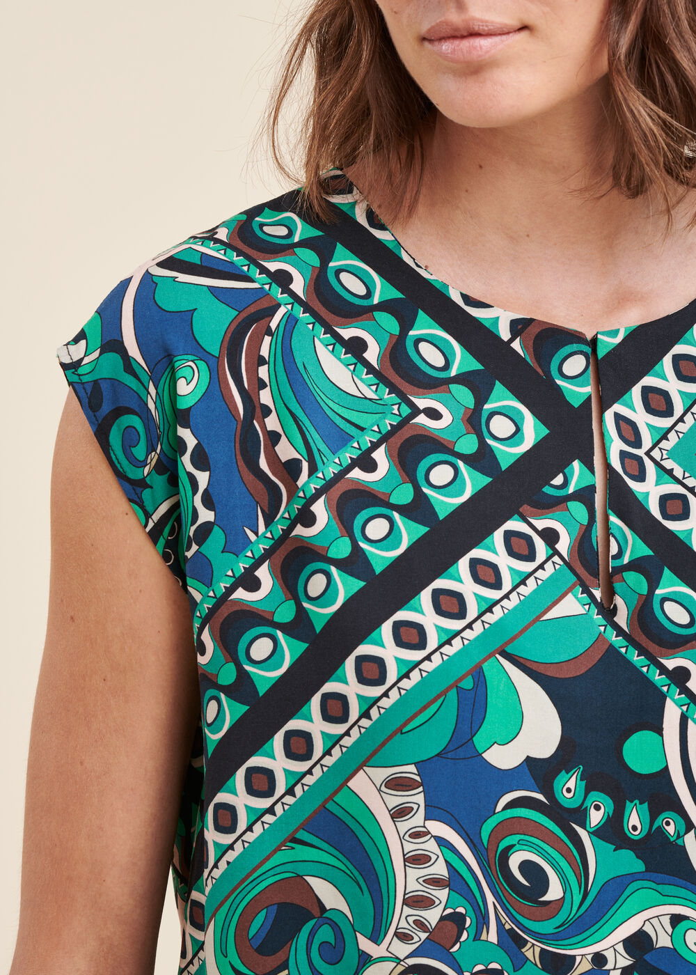 Top in viscosa eco-responsabile Ecovero con stampa foulard