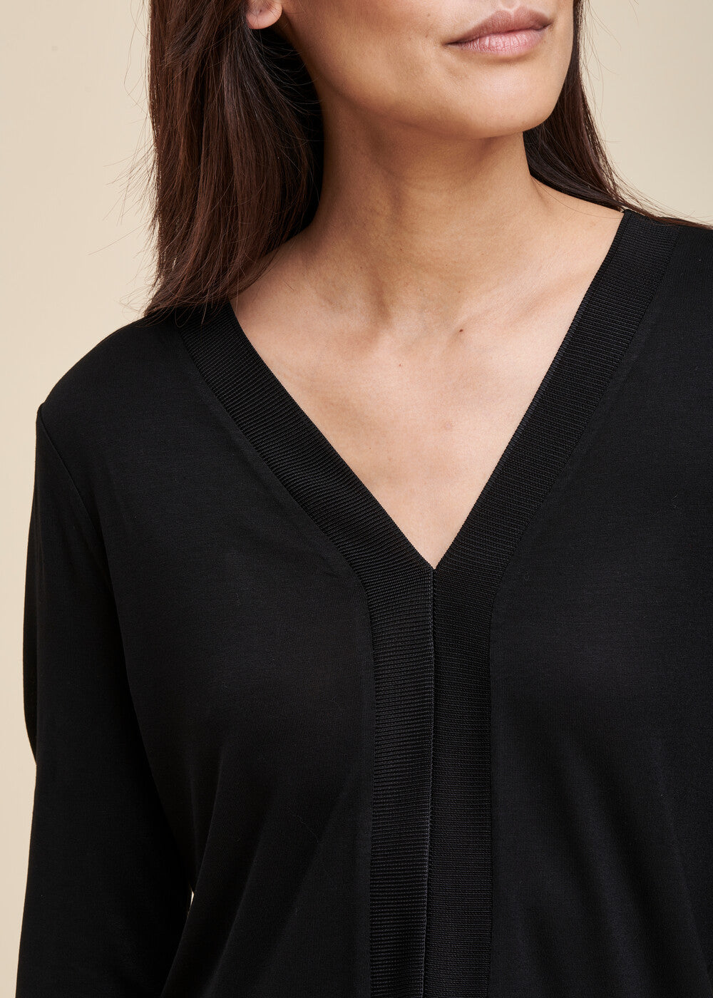 Loose black V-neck t-shirt