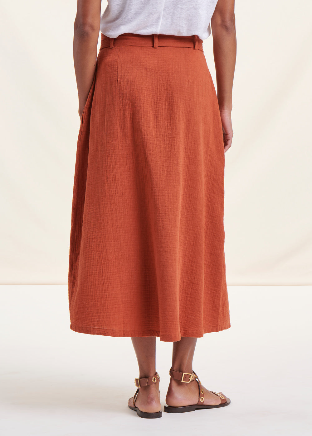 Orange buttoned cotton mid-length skirt