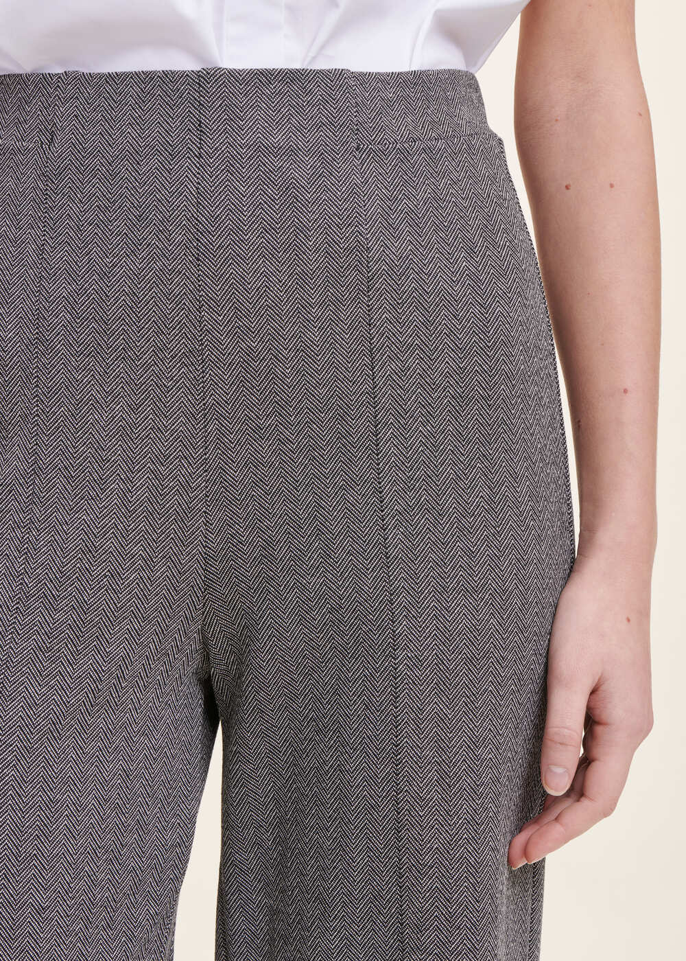 Pantaloni a gamba dritta con motivo a spina di pesce grigio scuro