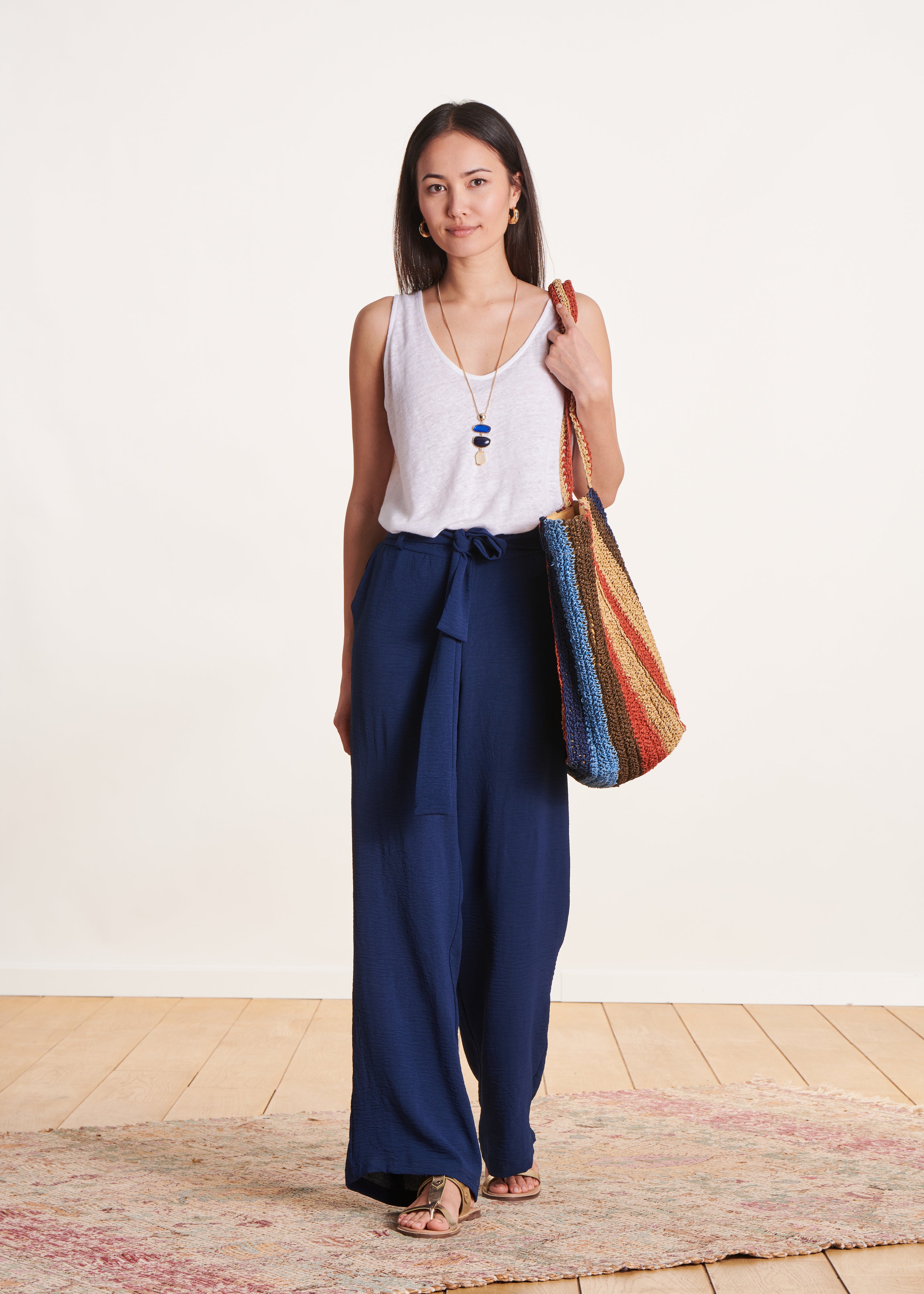 Pantalon ample fluide bleu marine taille haute La Fée Maraboutée