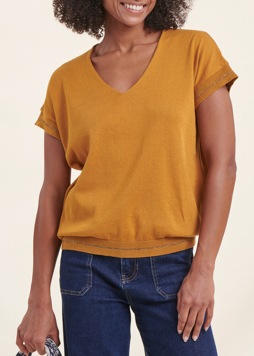 Mustard short-sleeved V-neck sweater