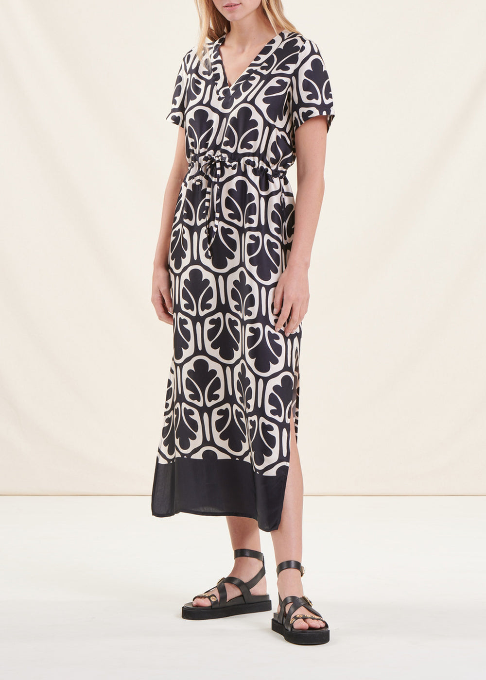 Robe longue et droite en voile à imprimé