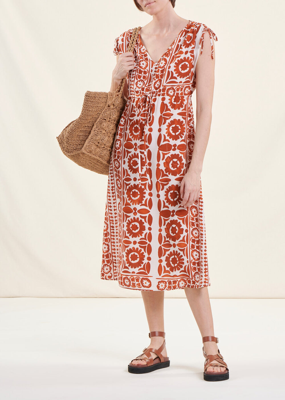 Abito midi con stampa arancione