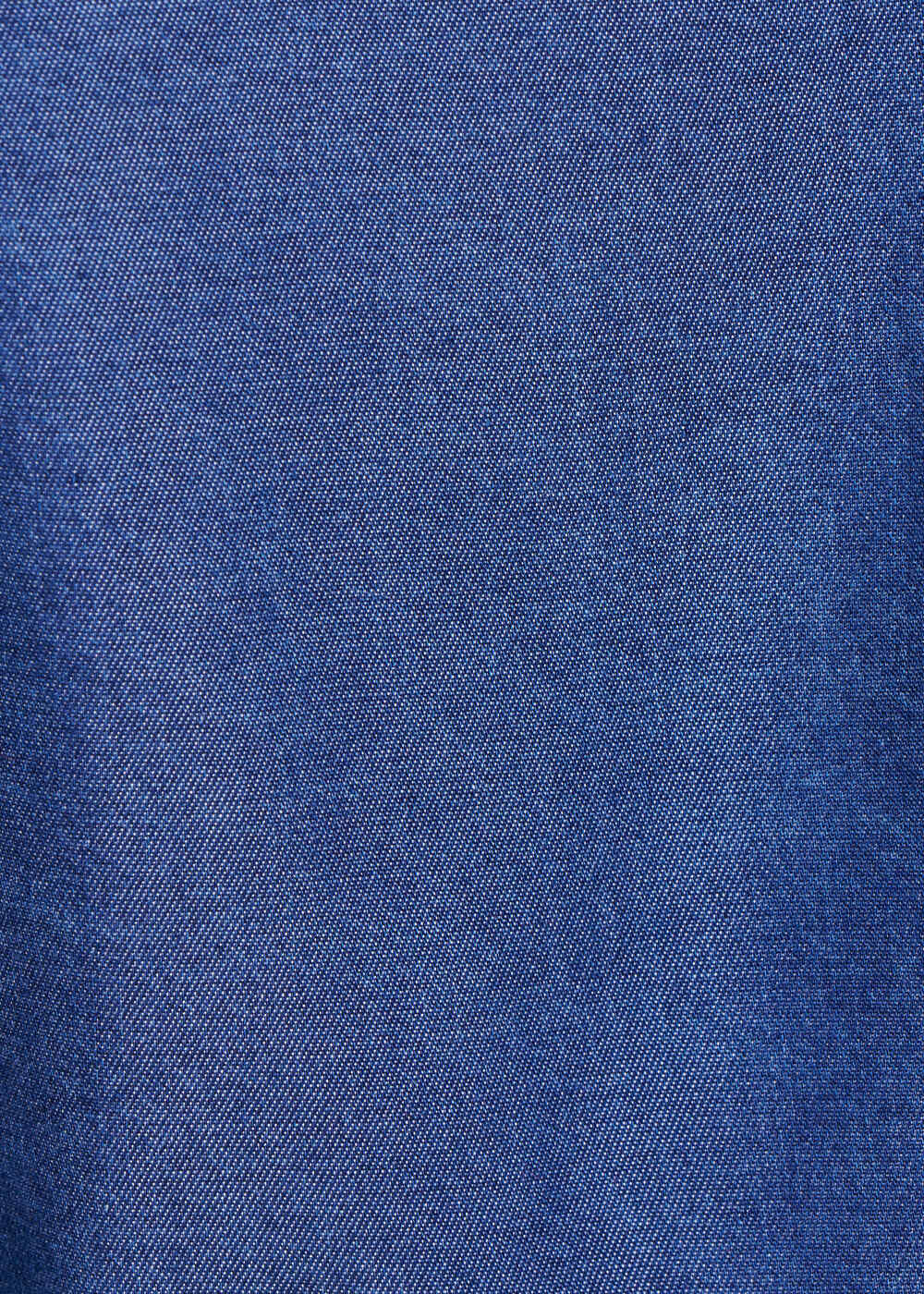 Kurzes fließendes Kleid in Denimblau