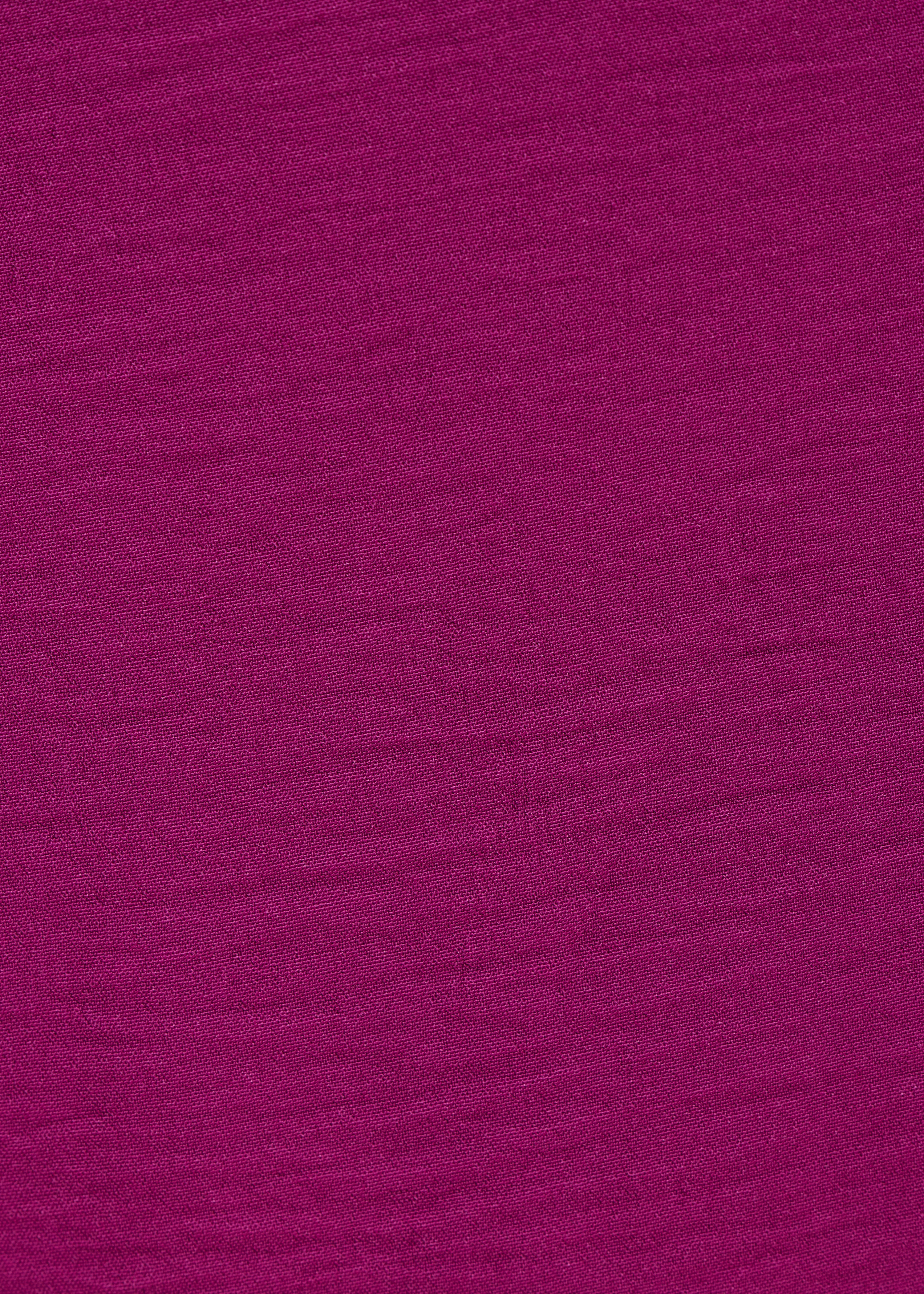 Vestido longo roxo falso com mangas curtas