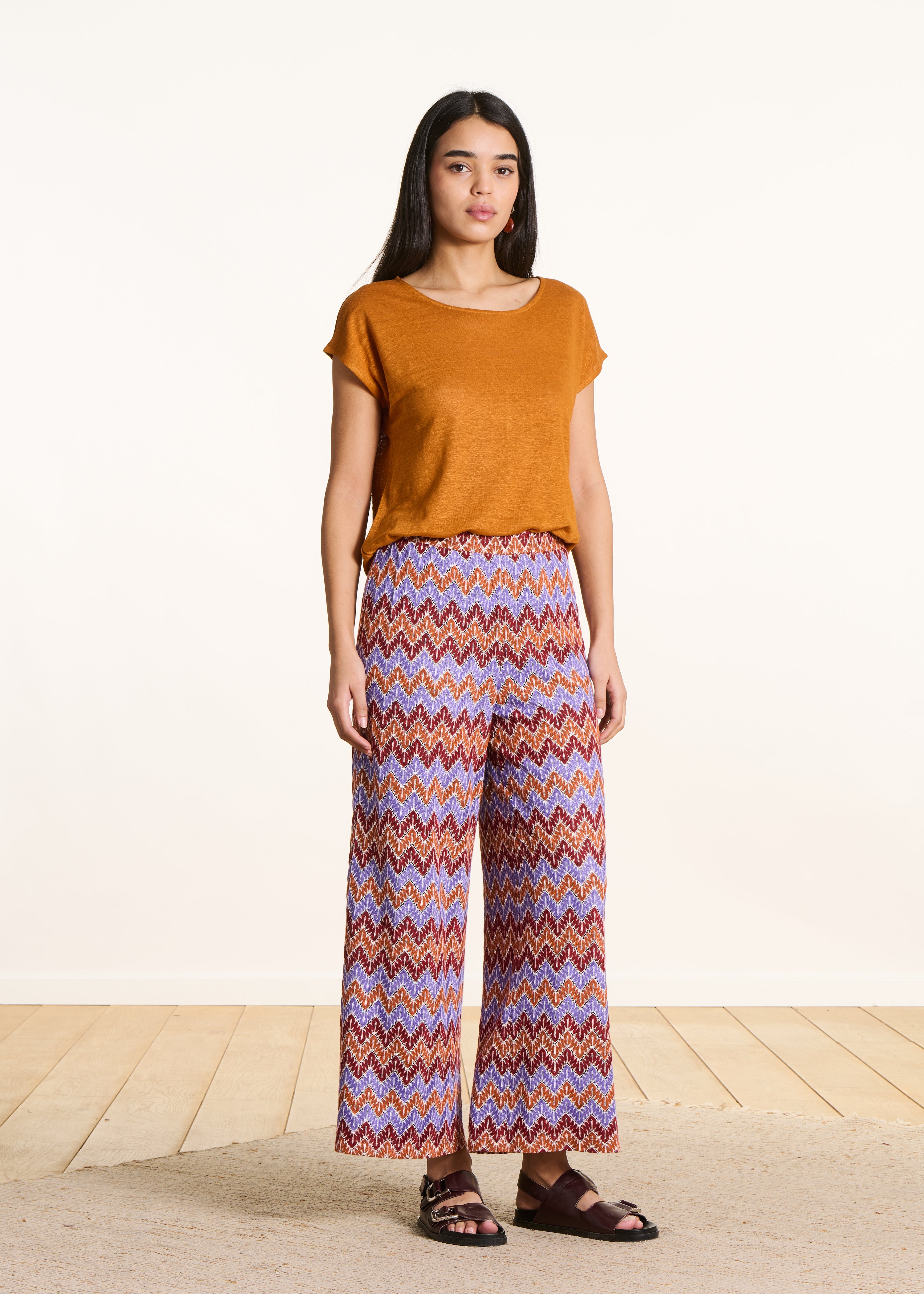 T-shirt dritta ocra in jersey di lino