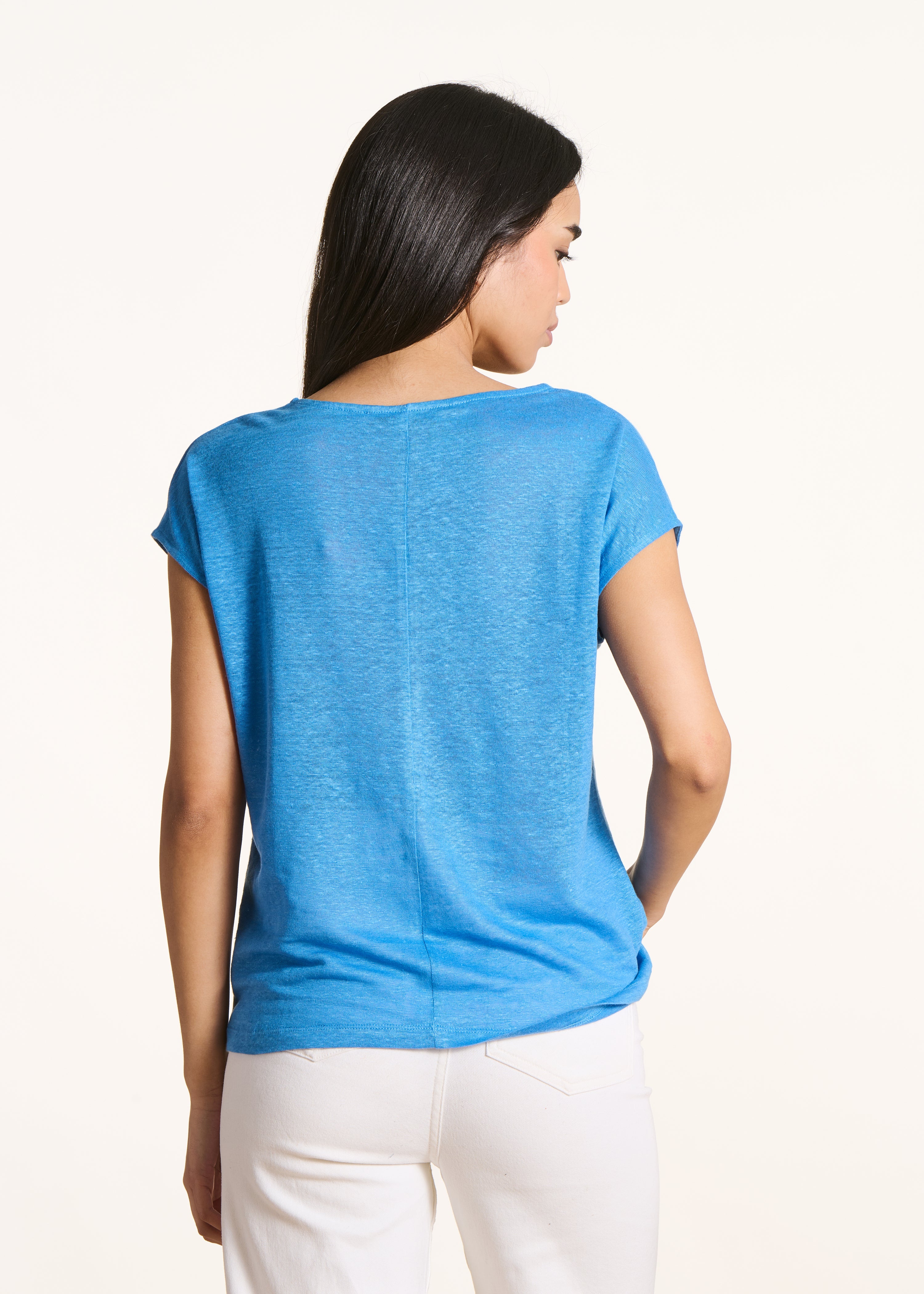 Straight T-shirt in blue linen jersey