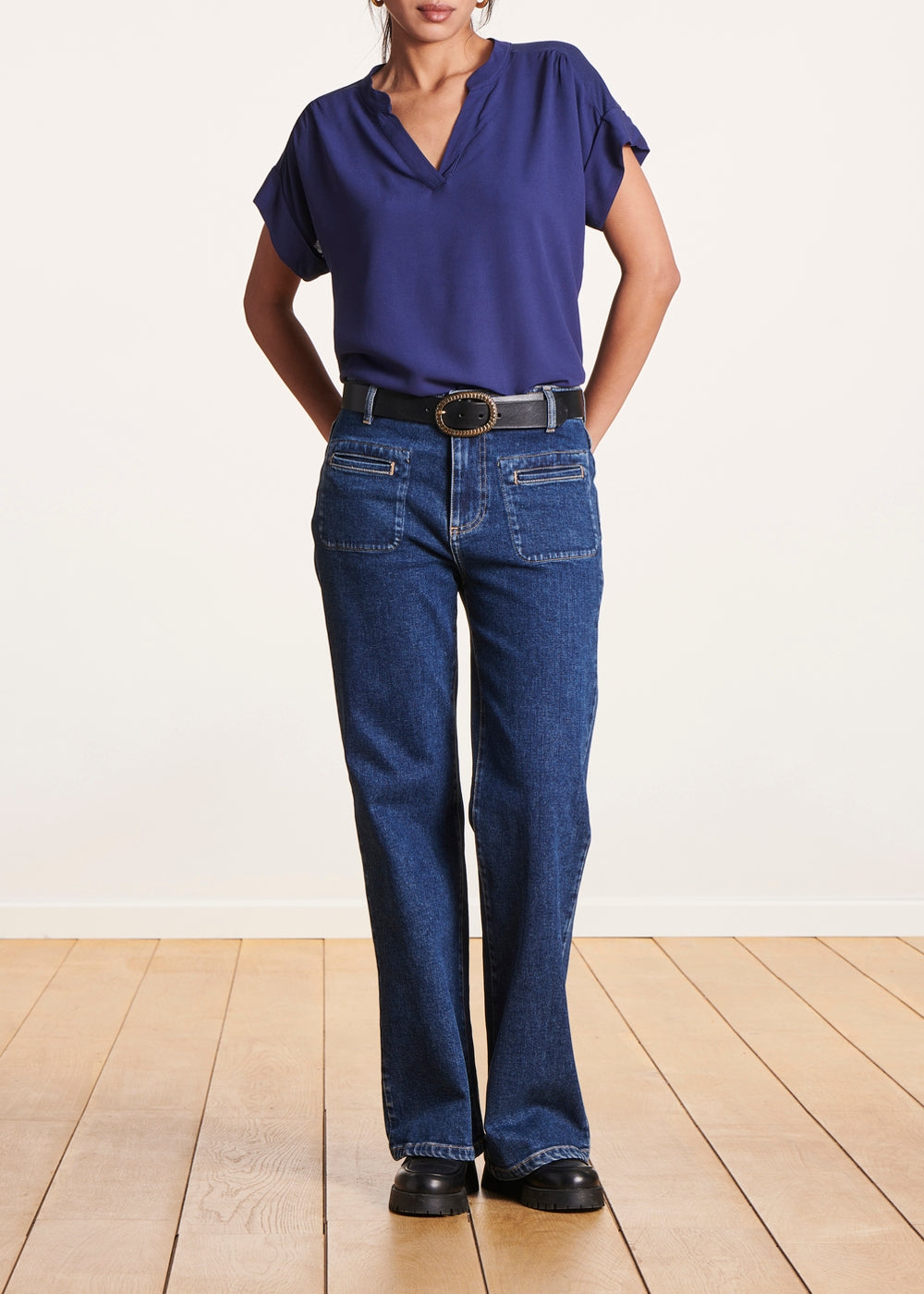 Navy blue bi-material top, short sleeves