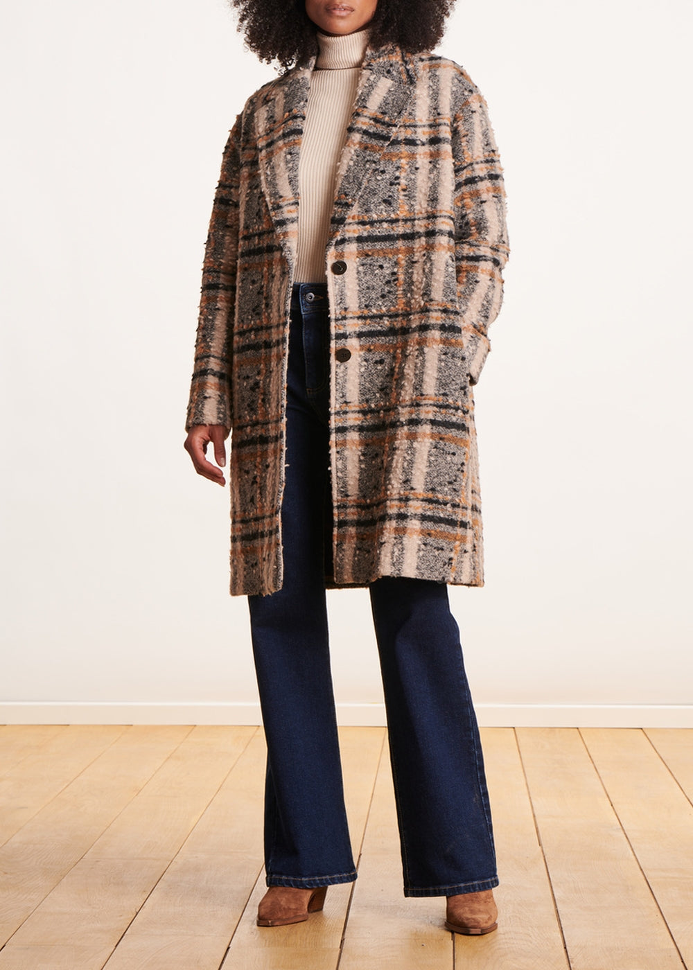 Casaco oversized de lã xadrez bege
