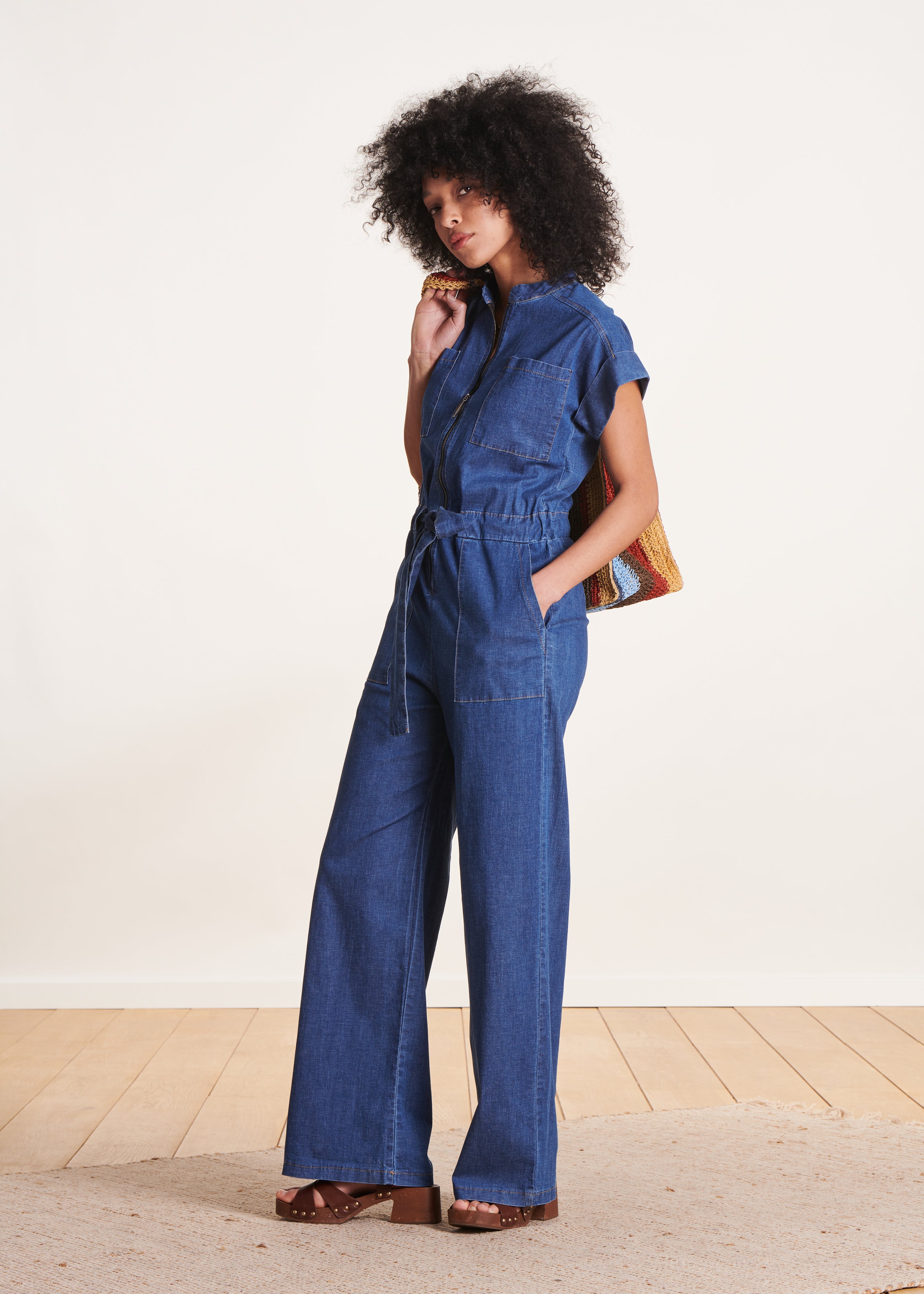 Combinaison large bleue zippée