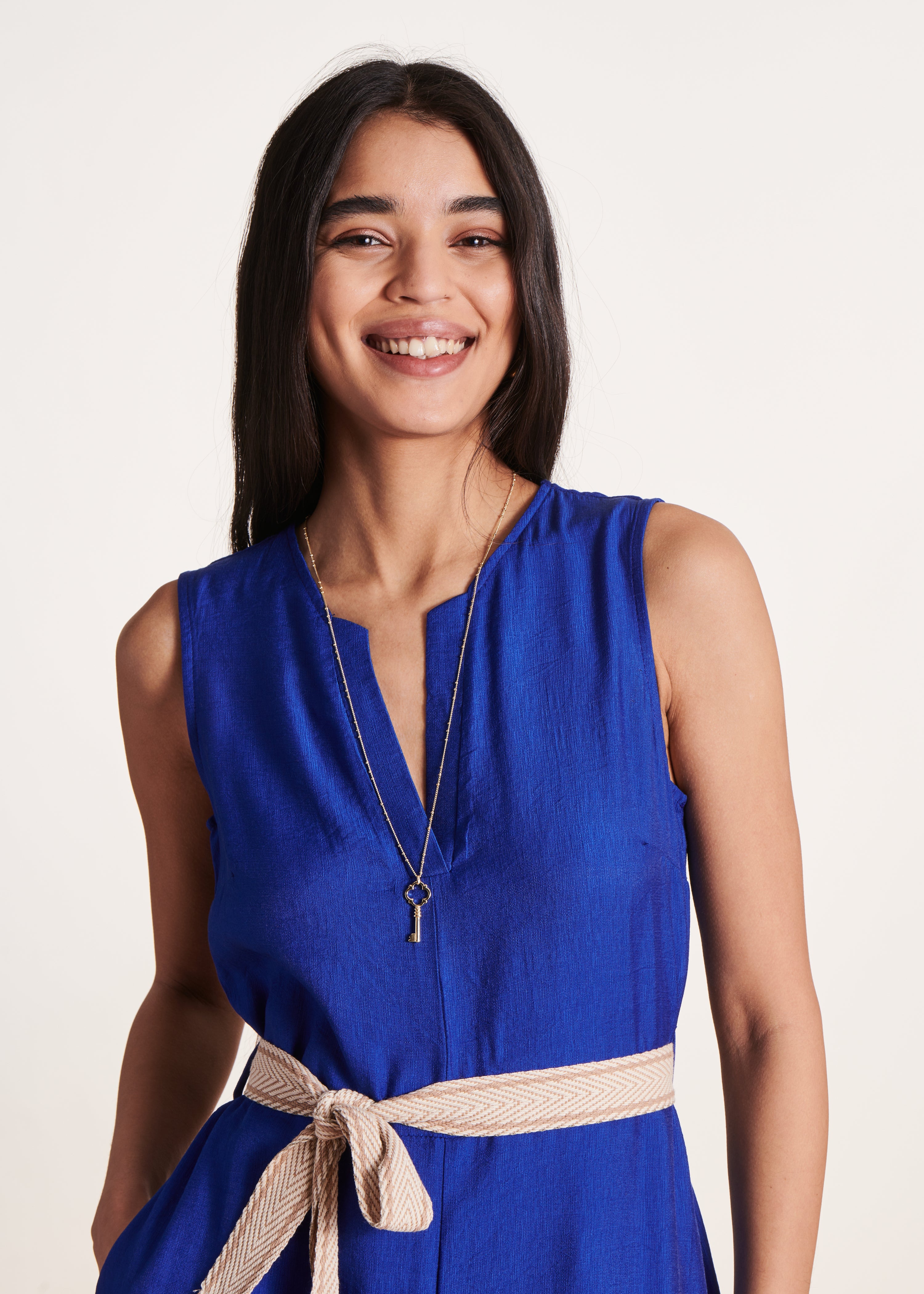 Combinaison bleu roi sans manches fluide en jacquard