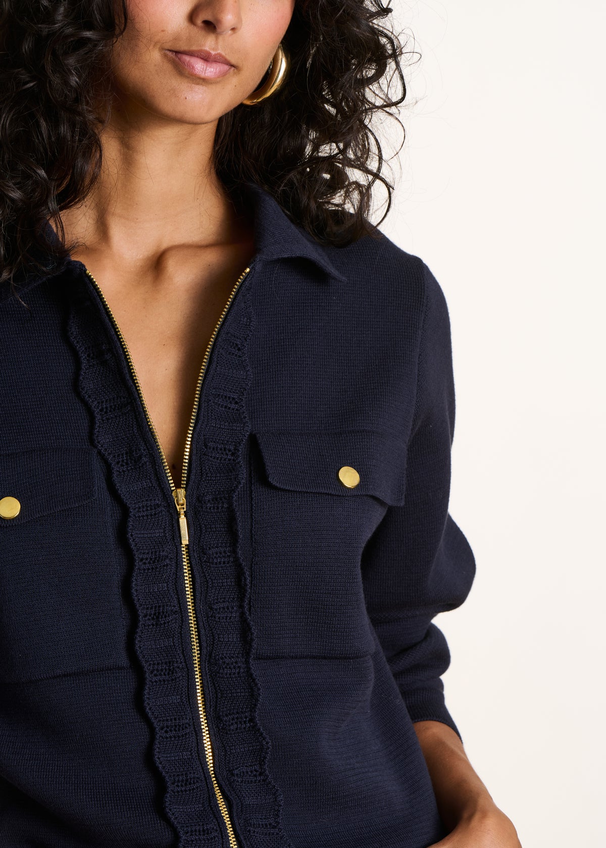 Gilet court zippé bleu foncé en coton biologique