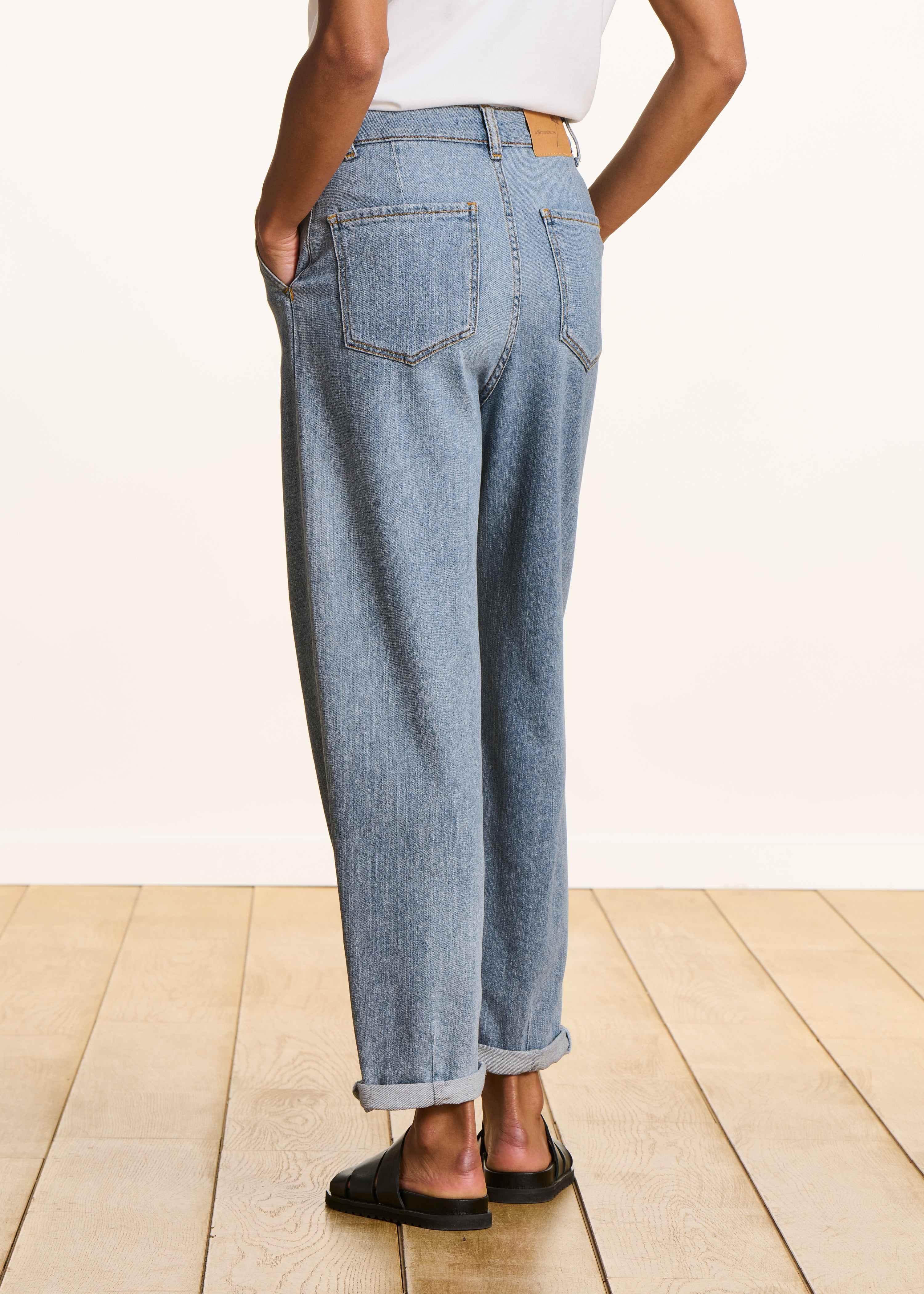 Light boyfriend jeans in organic cotton