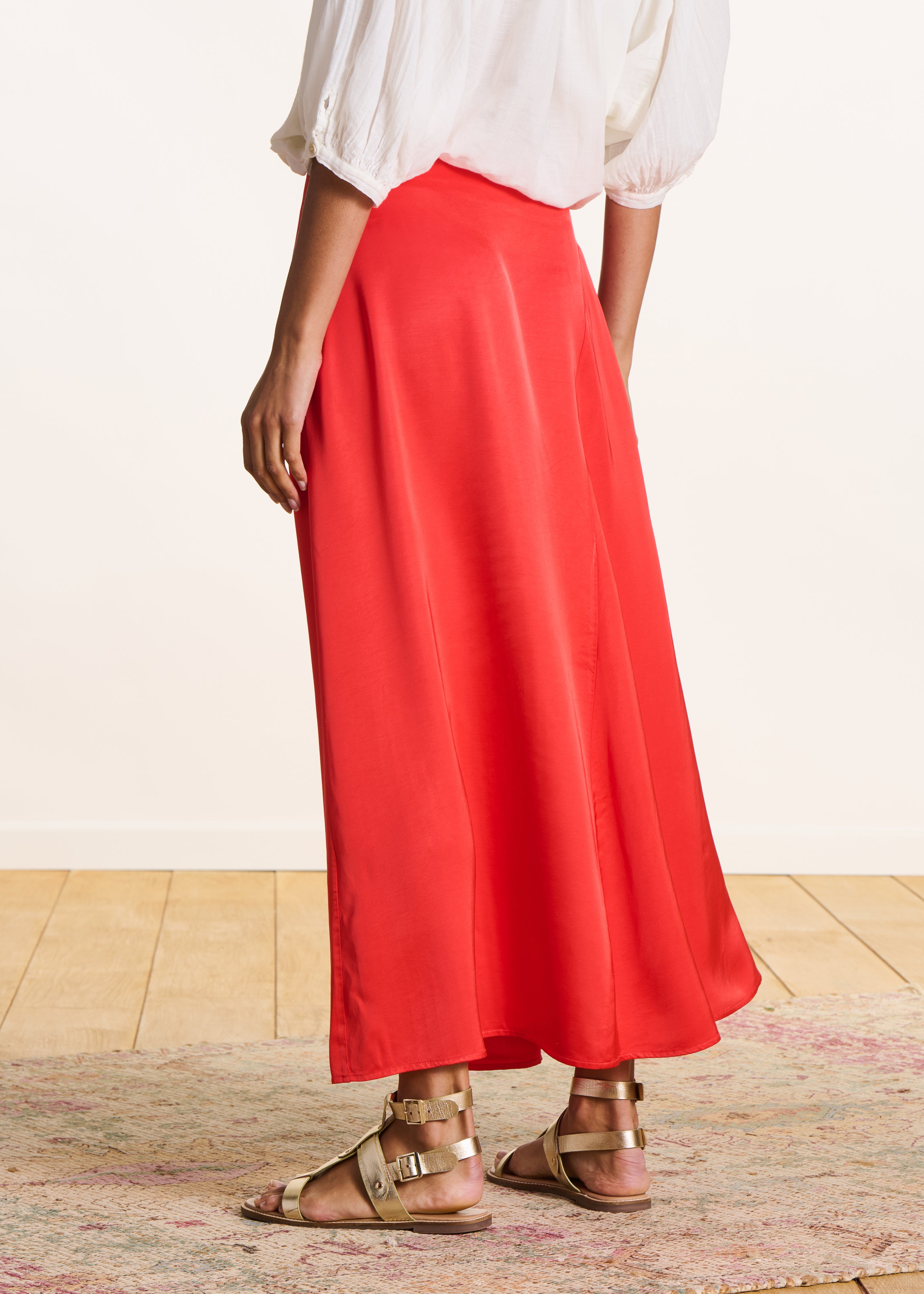 Jupe longue en satin orange