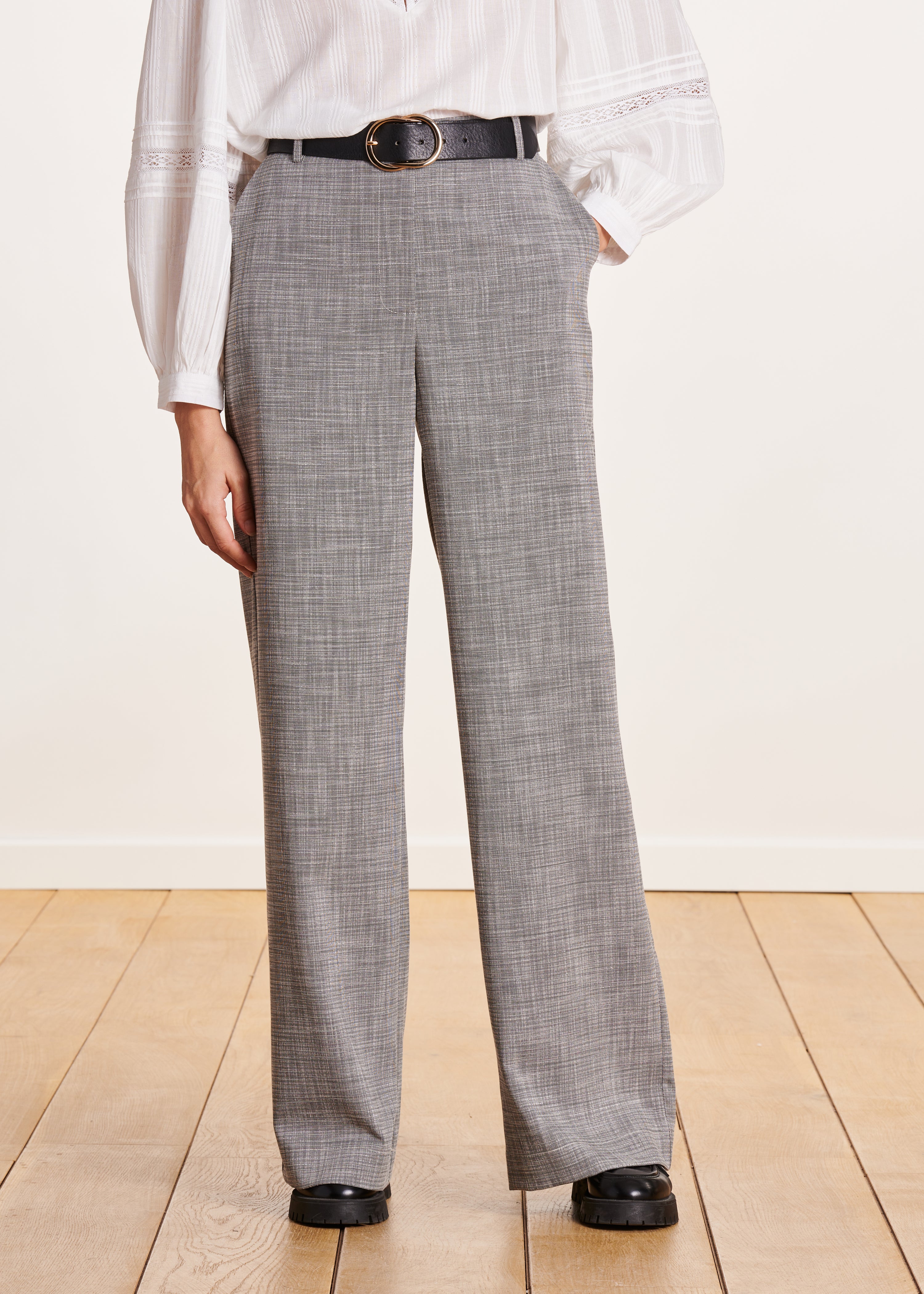Pantaloni larghi grigi a vita alta