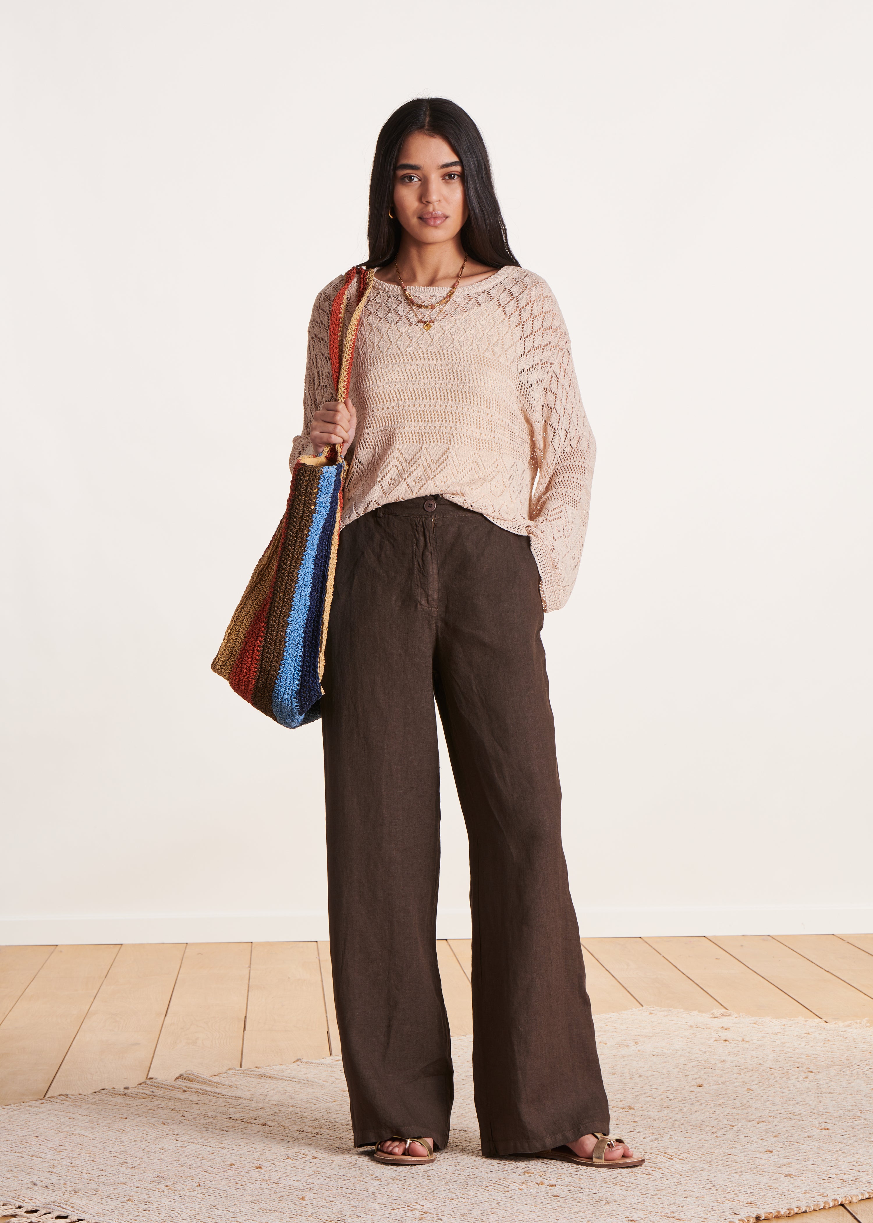 Pantalon droit et large marron en lin taille haute La Fée Maraboutée