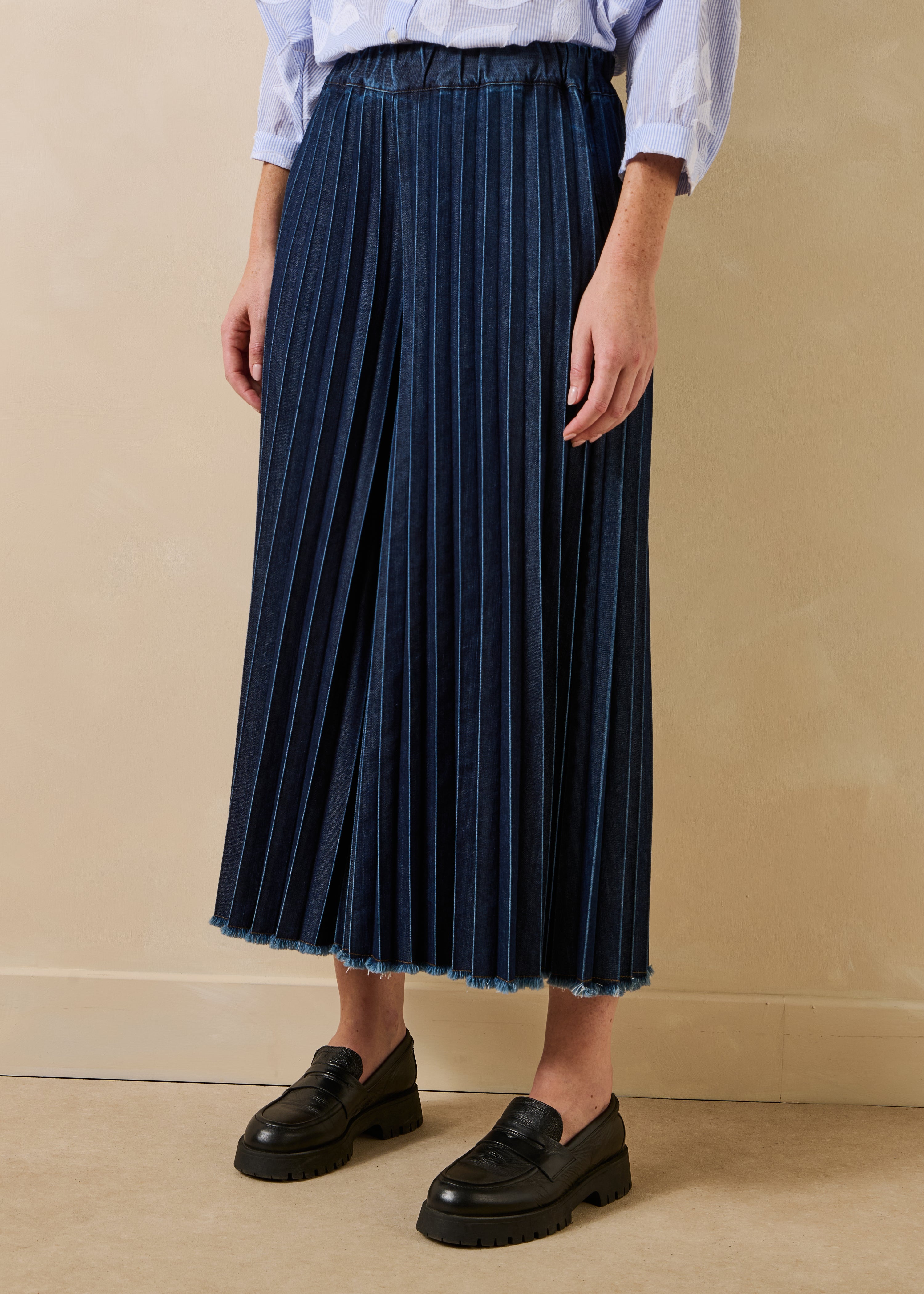 Raw denim culotte trousers with elastic waist