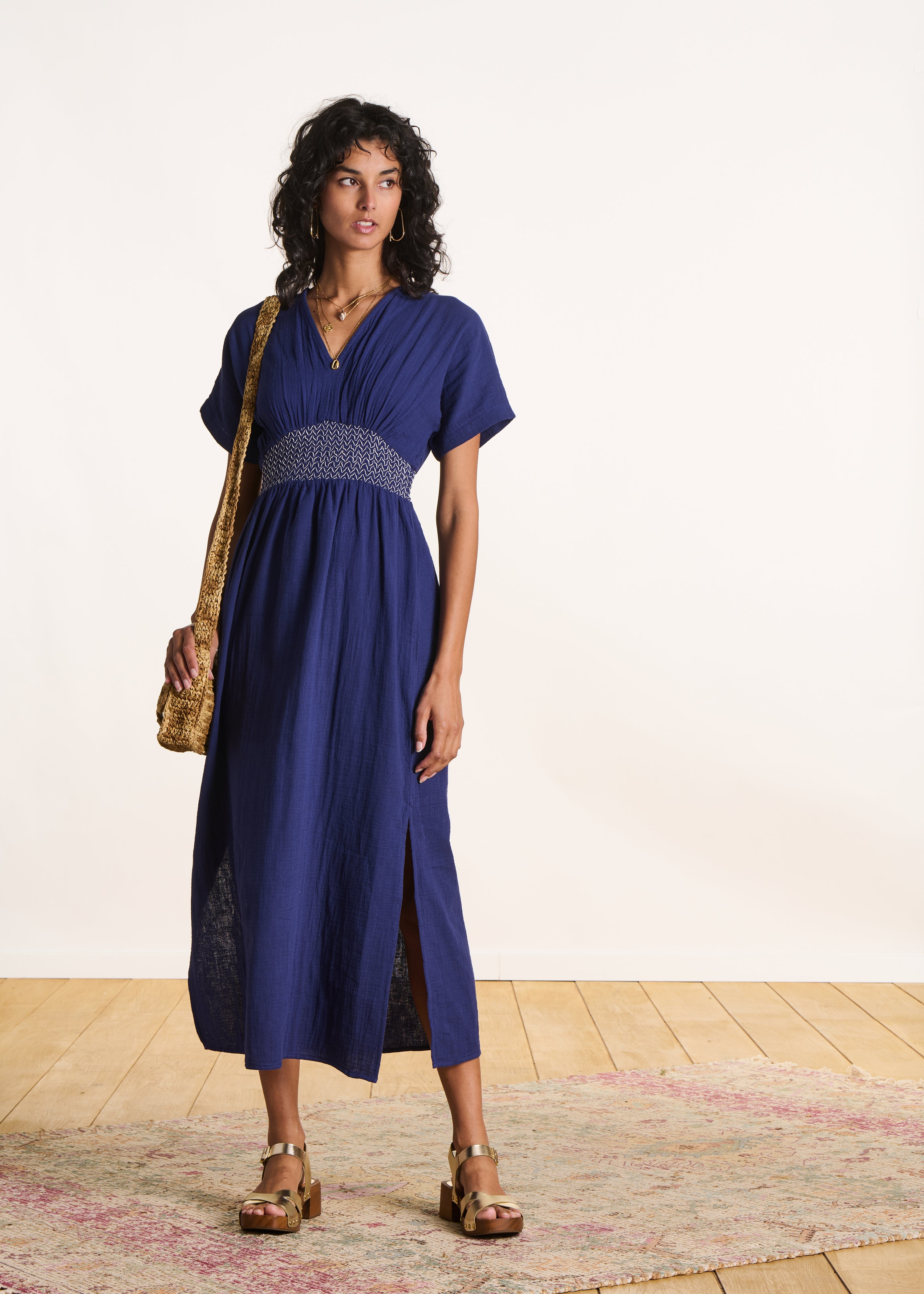 Halflange marineblauwe jurk van organisch katoenen gaas La Fée