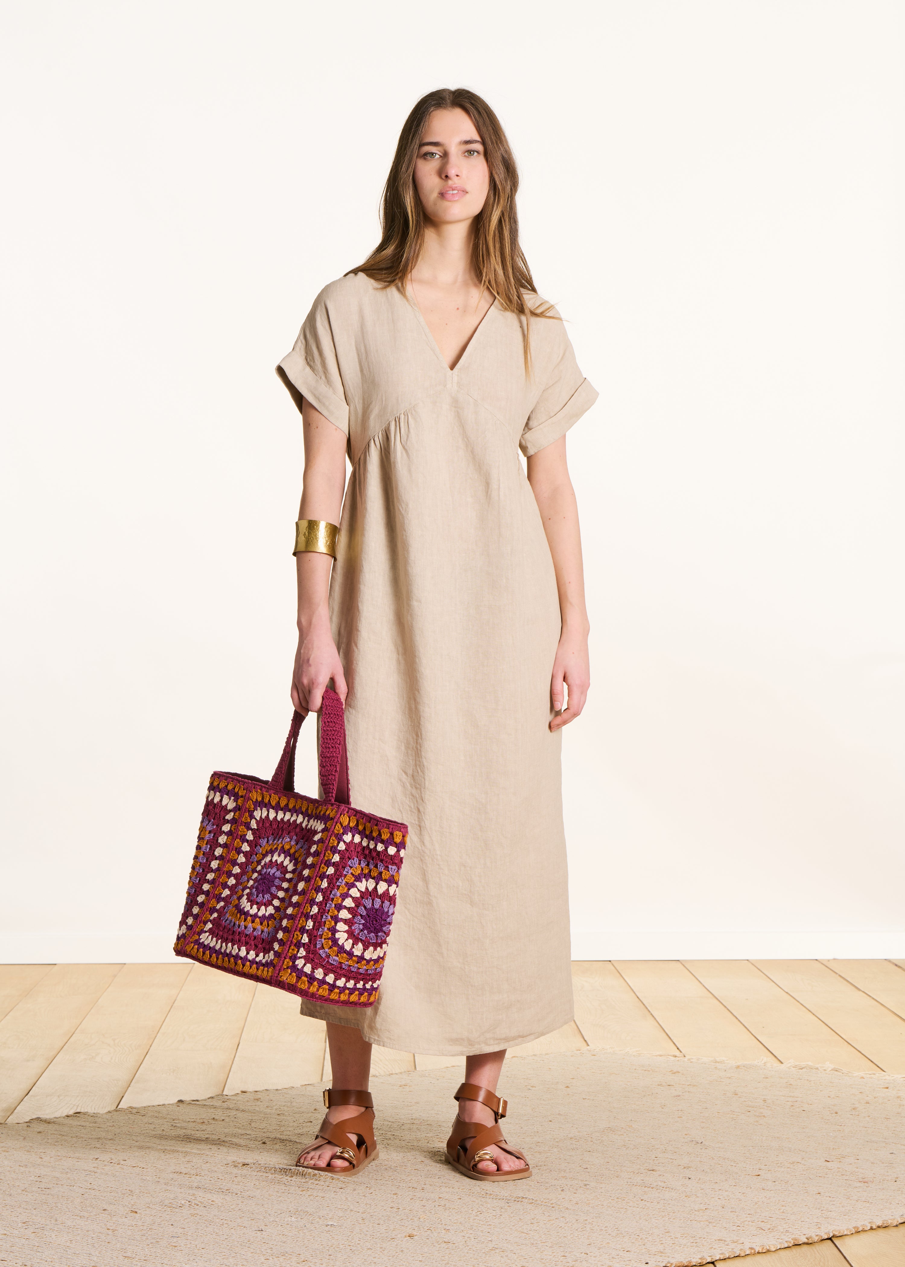 linen dresses maxi Loose long beige dress with short sleeves competition_dress pertsi_alex launched the @alexperryofficial Color:Cornflower Blue and White Gingham