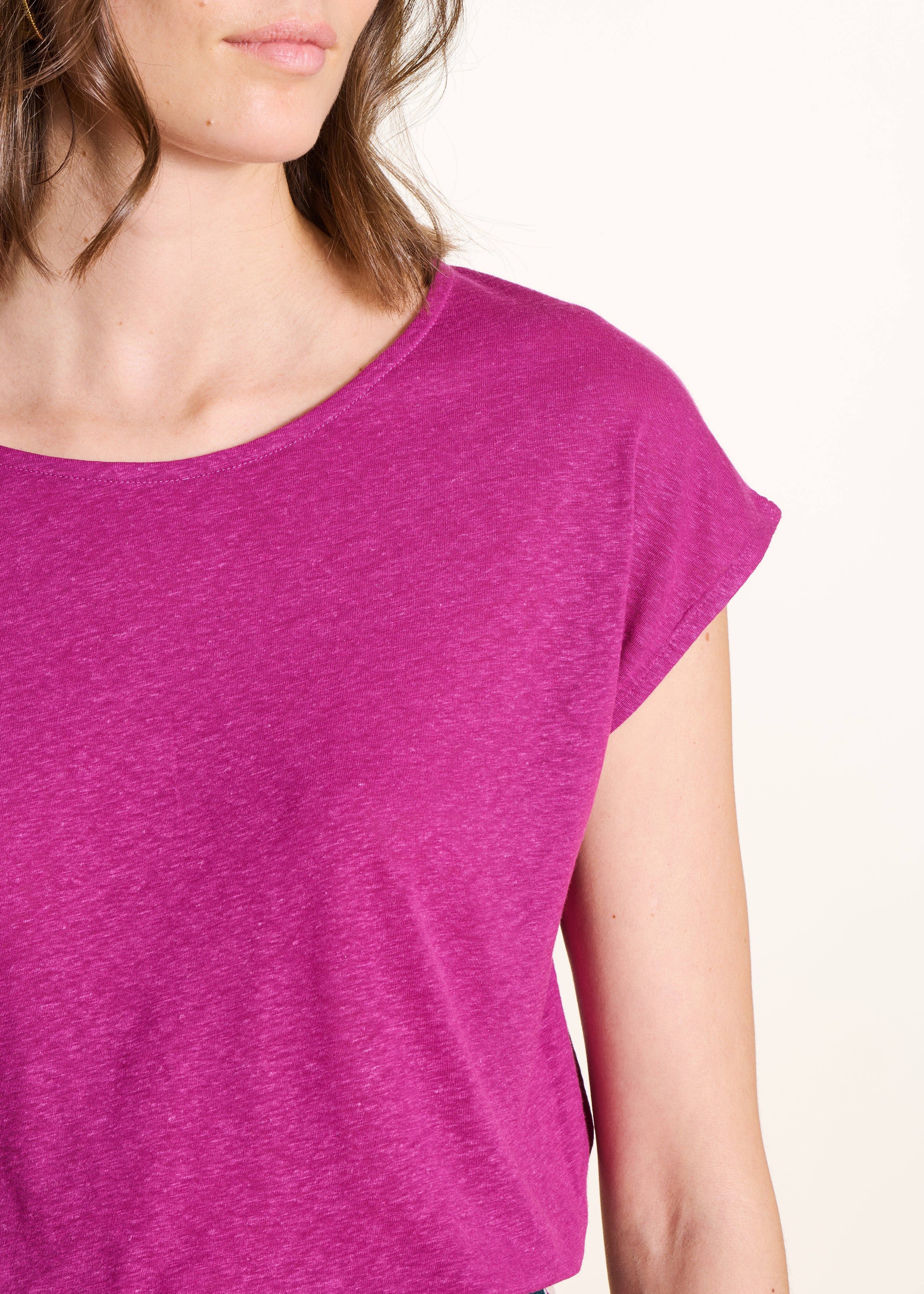 T-shirt droit rose fuchsia col rond en lyocell lin