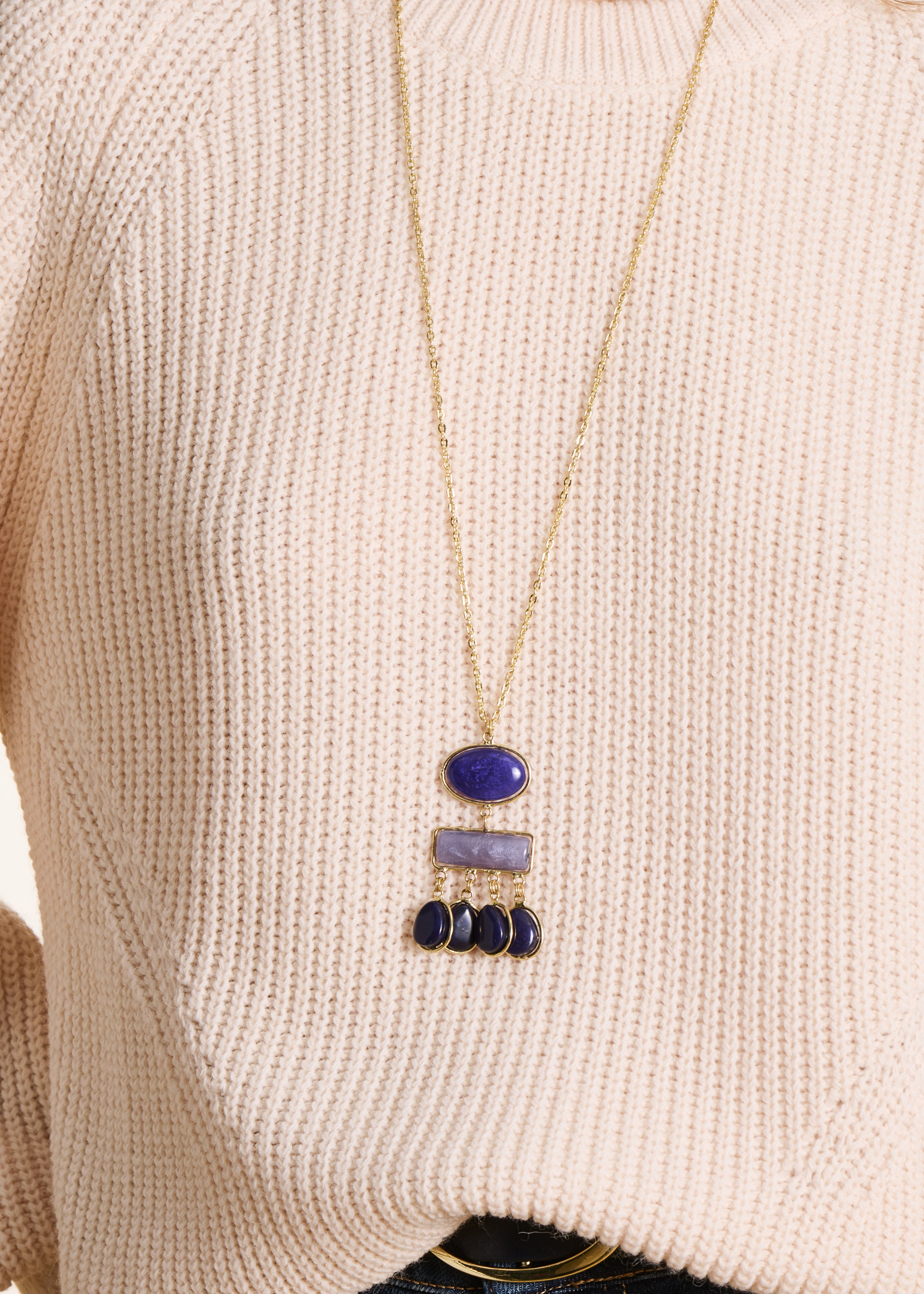 Collier sautoir résine bleue