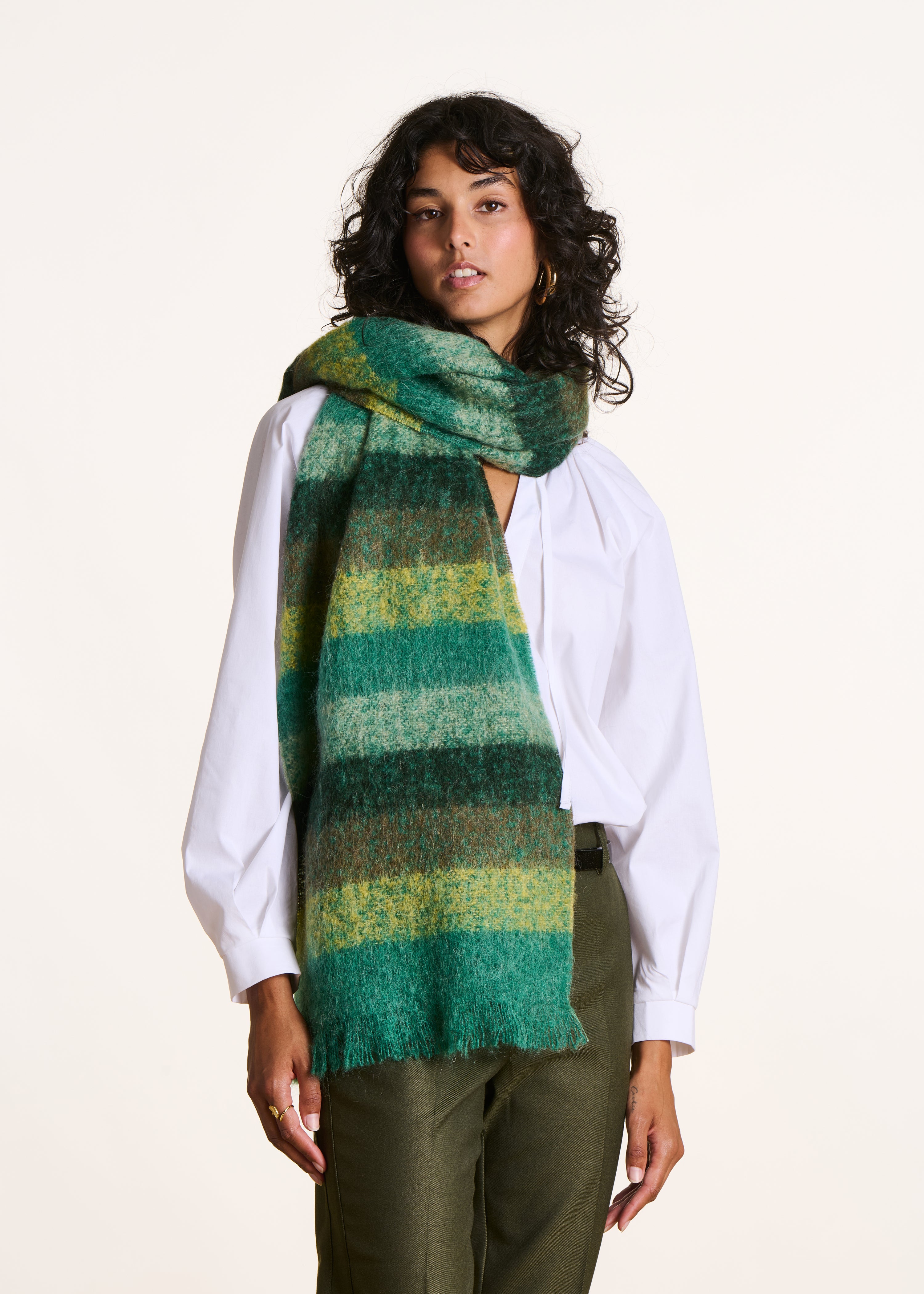 Indossare Tipi Di Sciarpe Come Indossare Una Sciarpa Larga Sciarpa