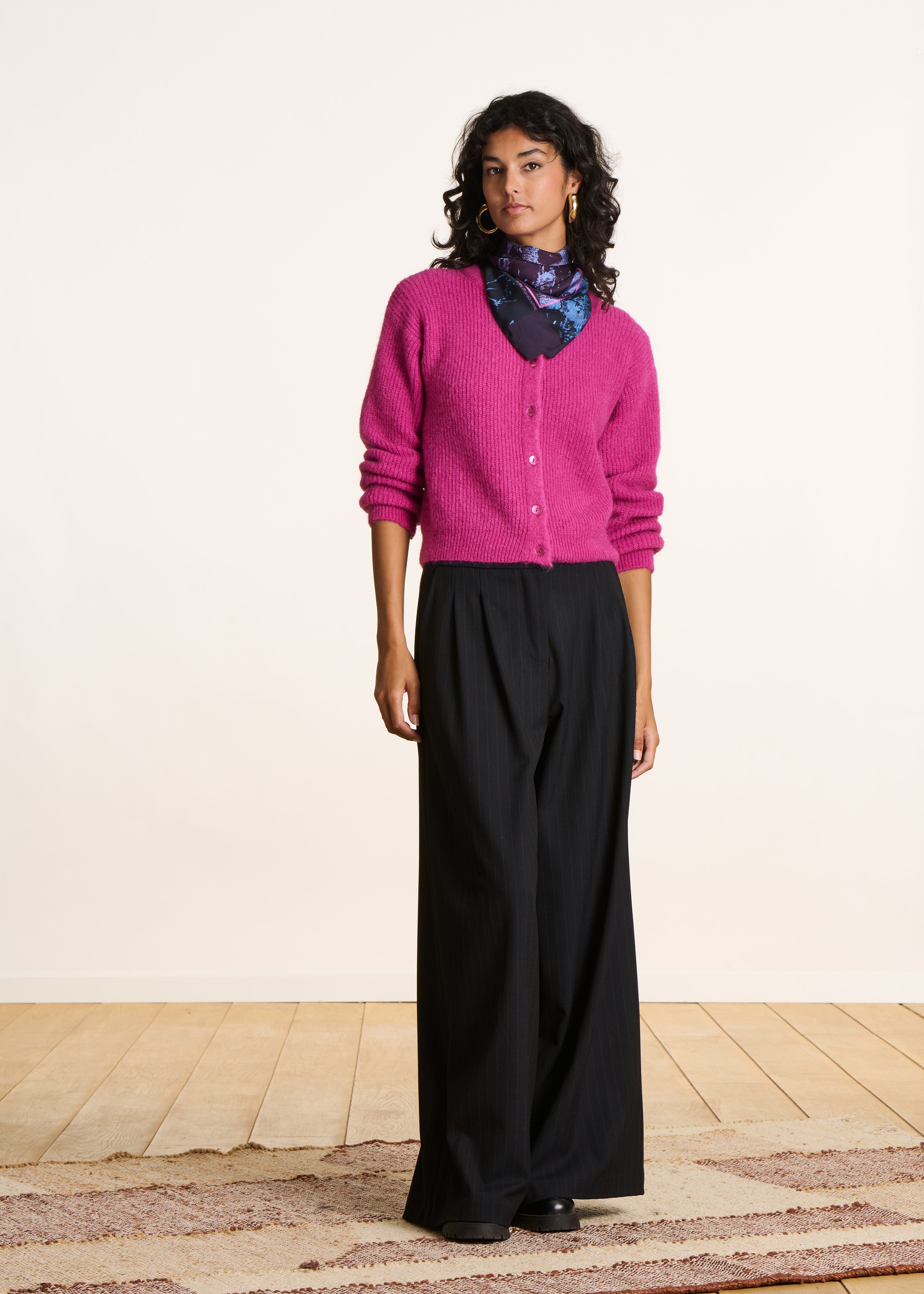 Pink fuchsia ribbed knit cardigan with round neckline