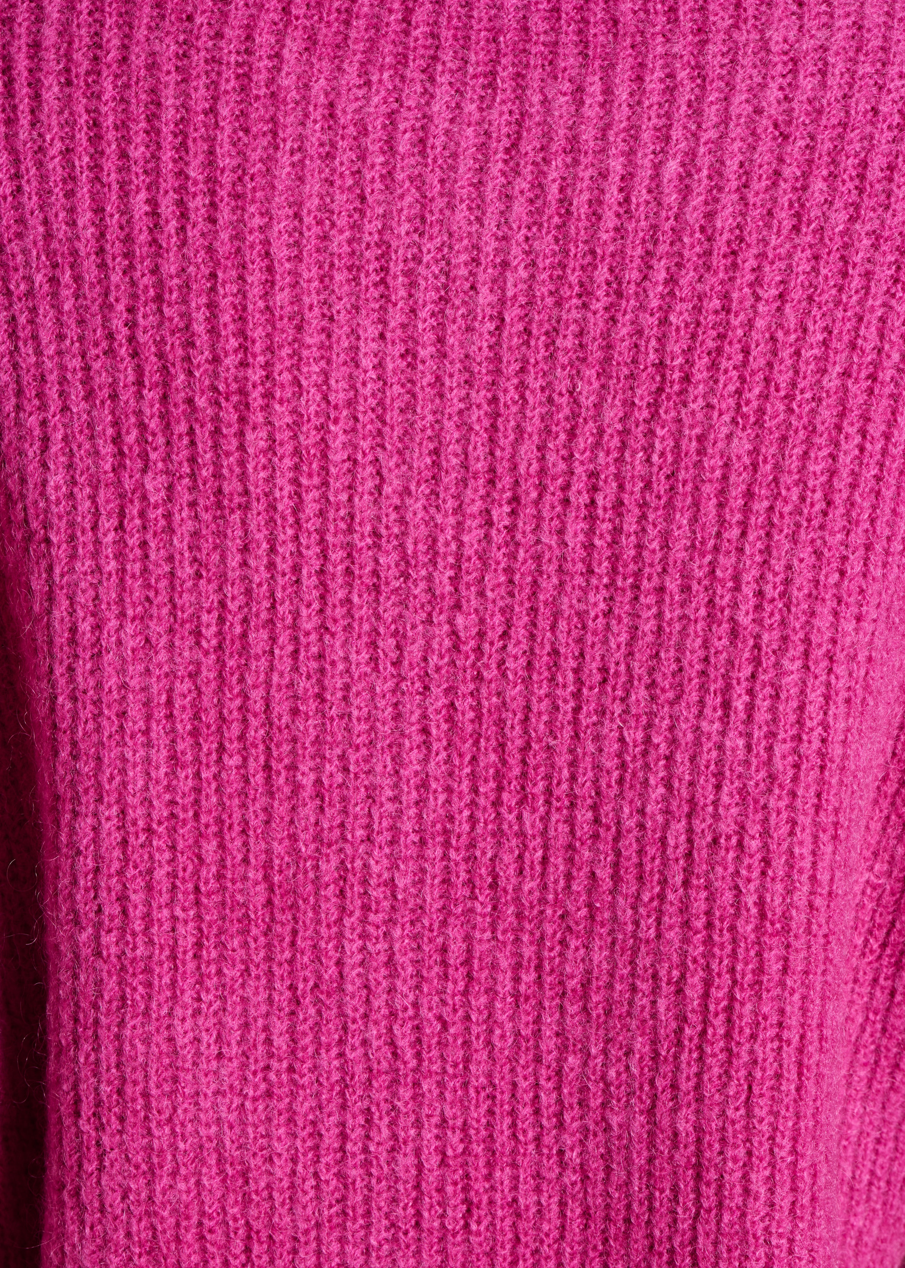 Pink fuchsia ribbed knit cardigan with round neckline