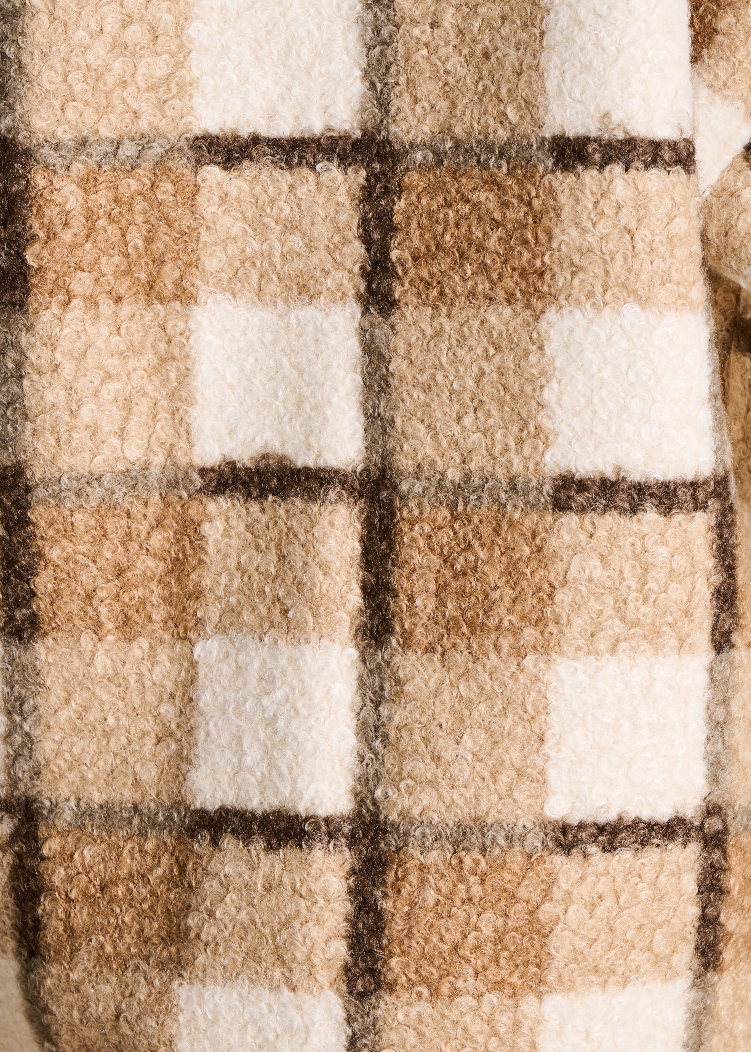 Kurze beige Bouclé-Jacke mit Karomuster