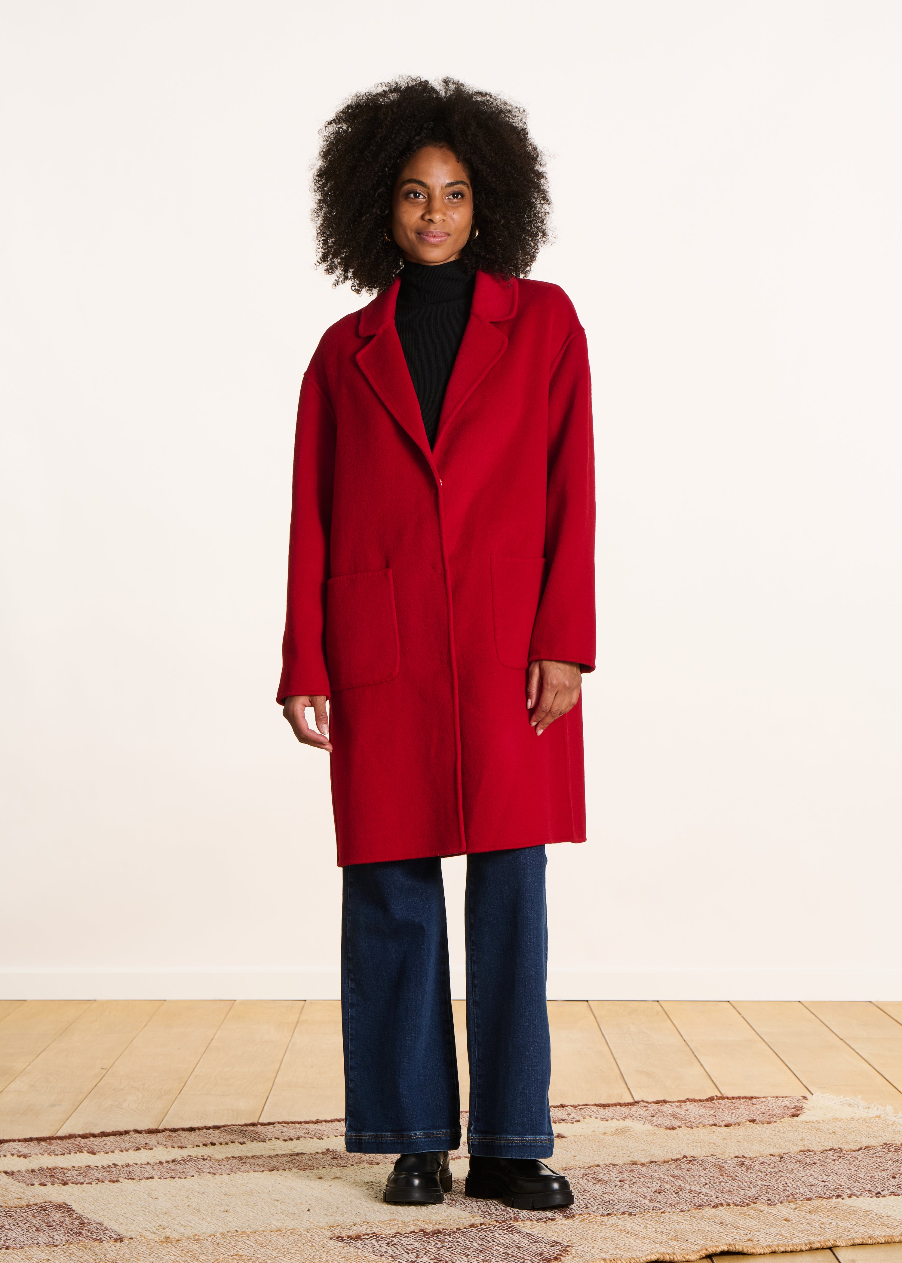 Abrigo midi rojo de lana