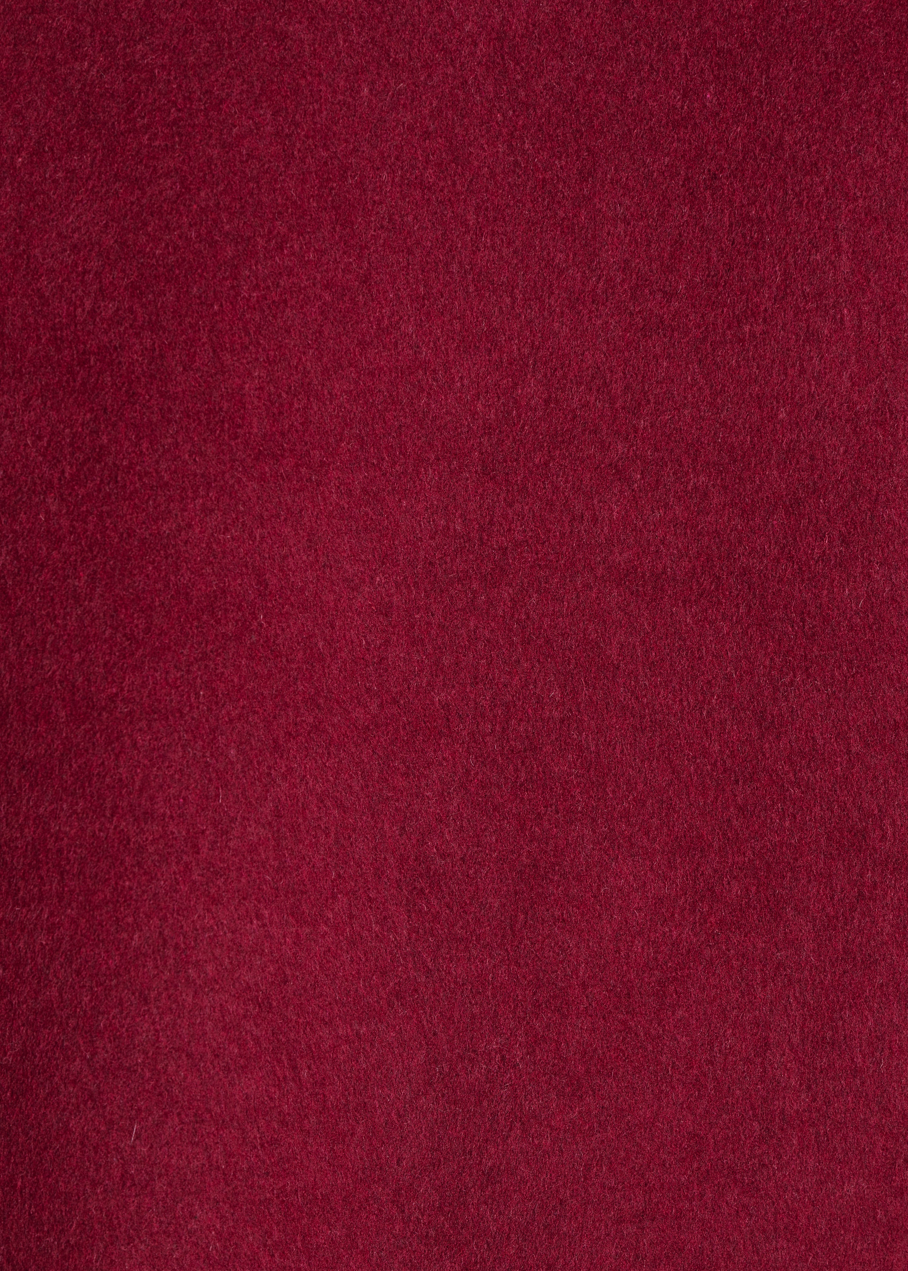 Kurzer bordeauxroter Wollmantel mit abnehmbarem Schal
