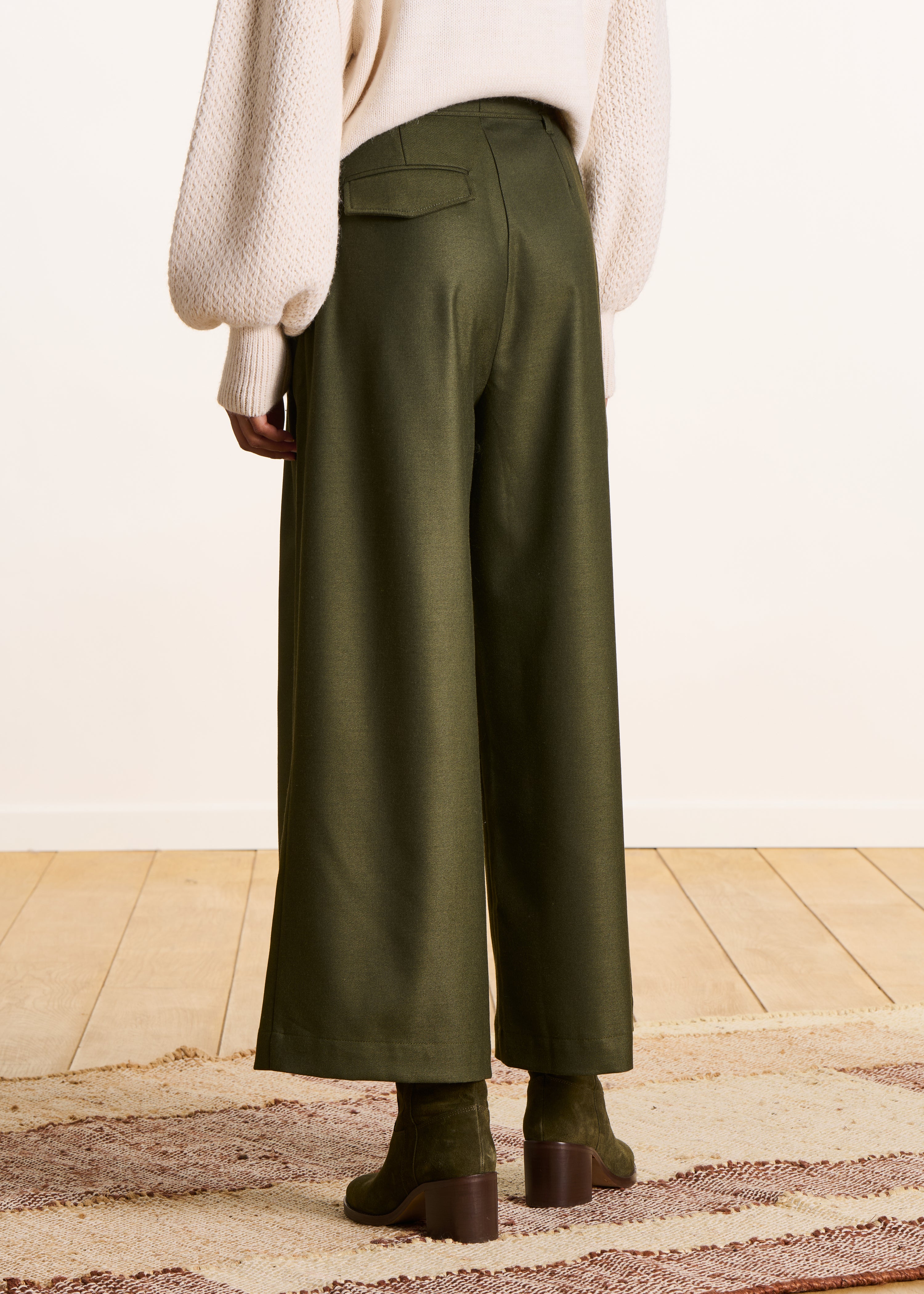 Pantalon cropped kaki en flanelle