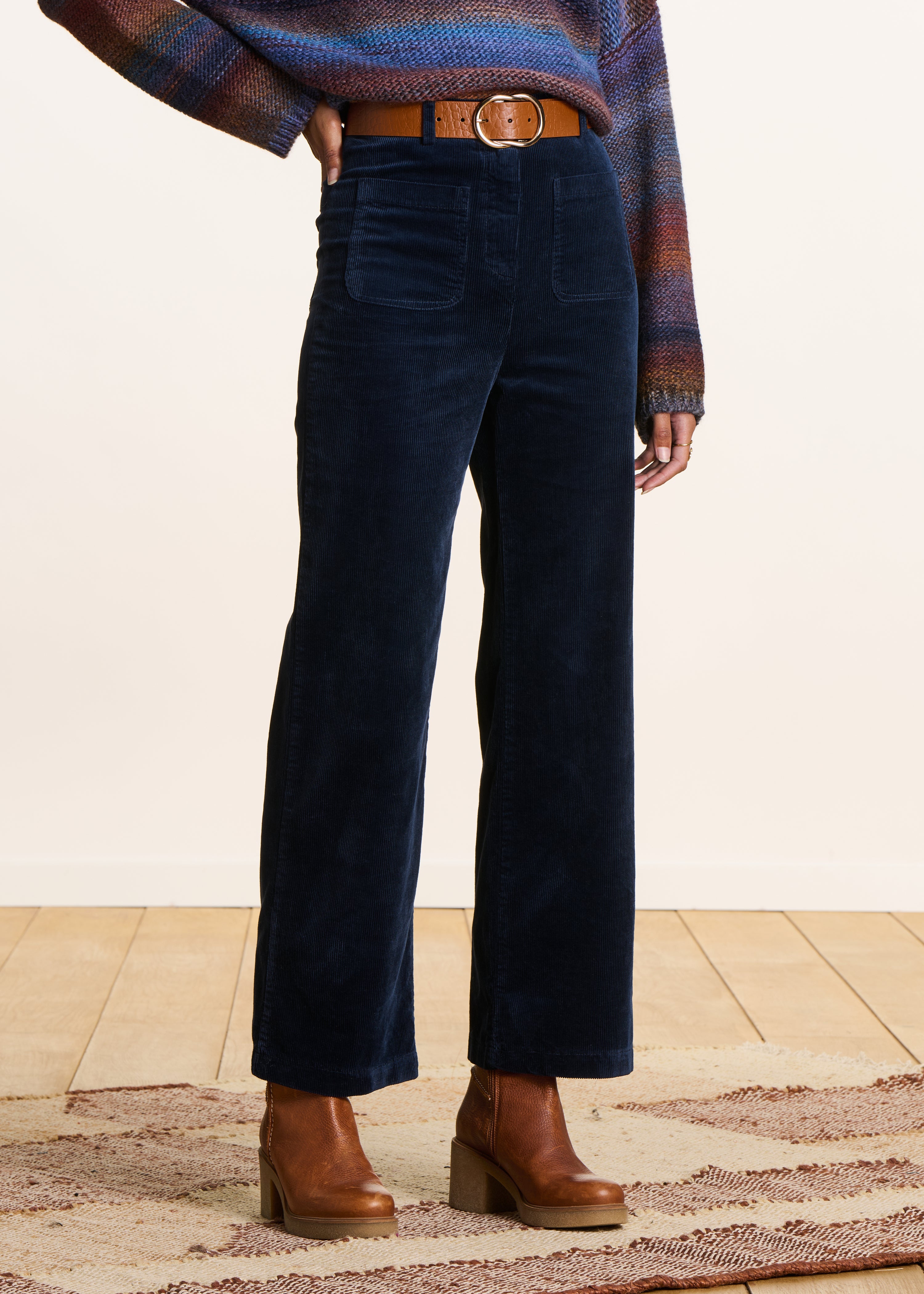 Pantalon large bleu foncé en velours côtelé taille haute