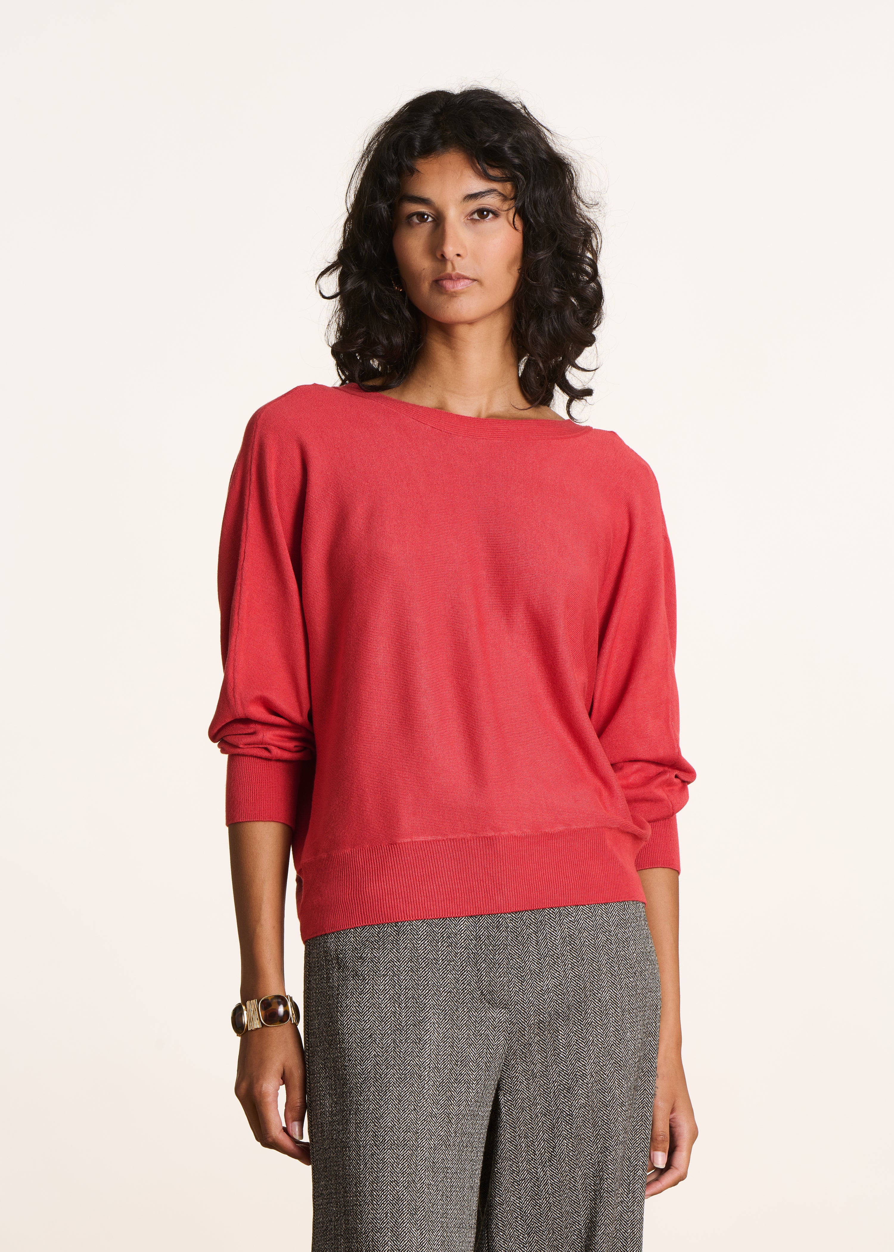 Maglione rosso ampio in maglia fine maniche lunghe La Fée Maraboutée